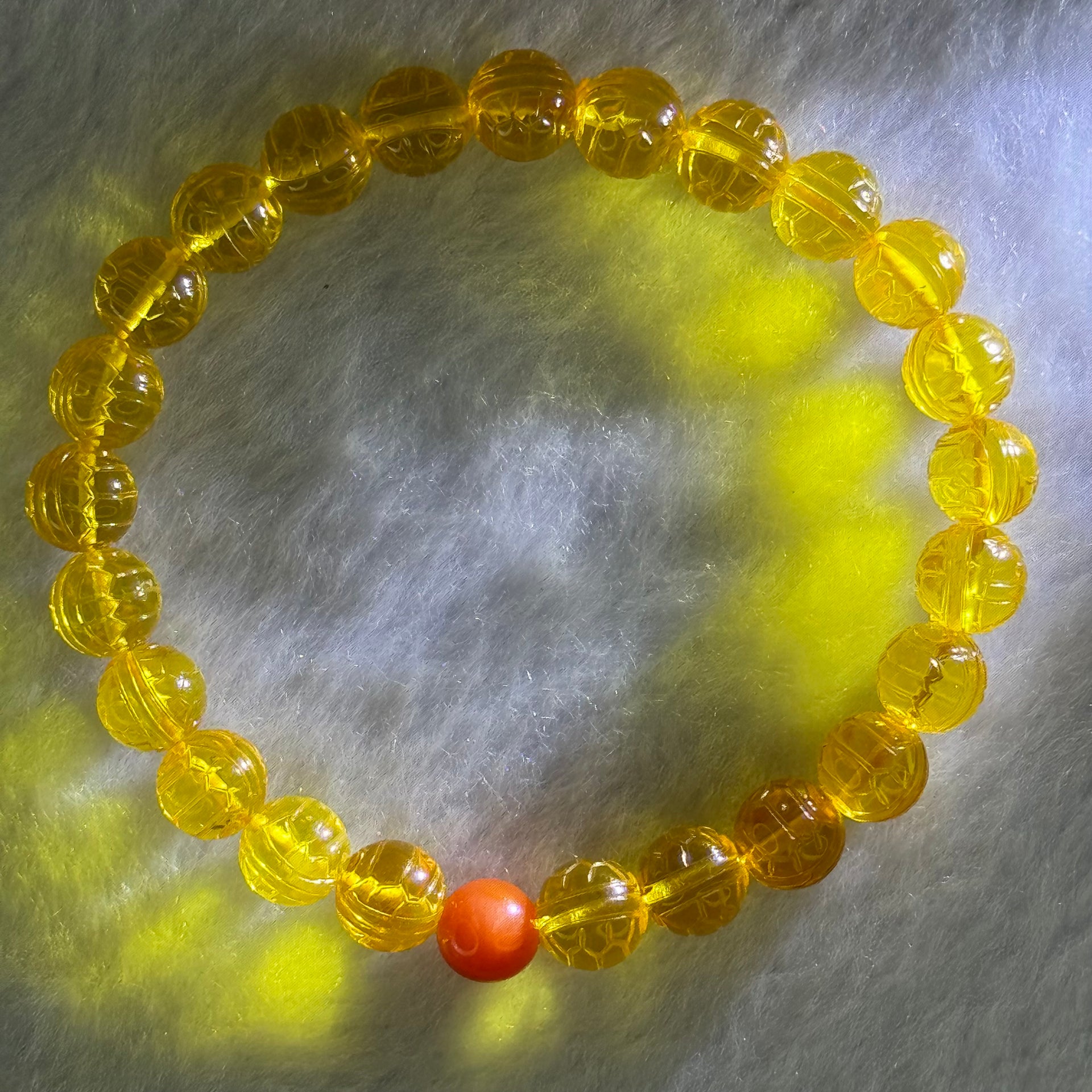 Natural Golden Yellow Amber Beads Turtle Shell Bracelet 6.87g 16cm 7.8mm 24 Beads - Huangs Jadeite and Jewelry Pte Ltd