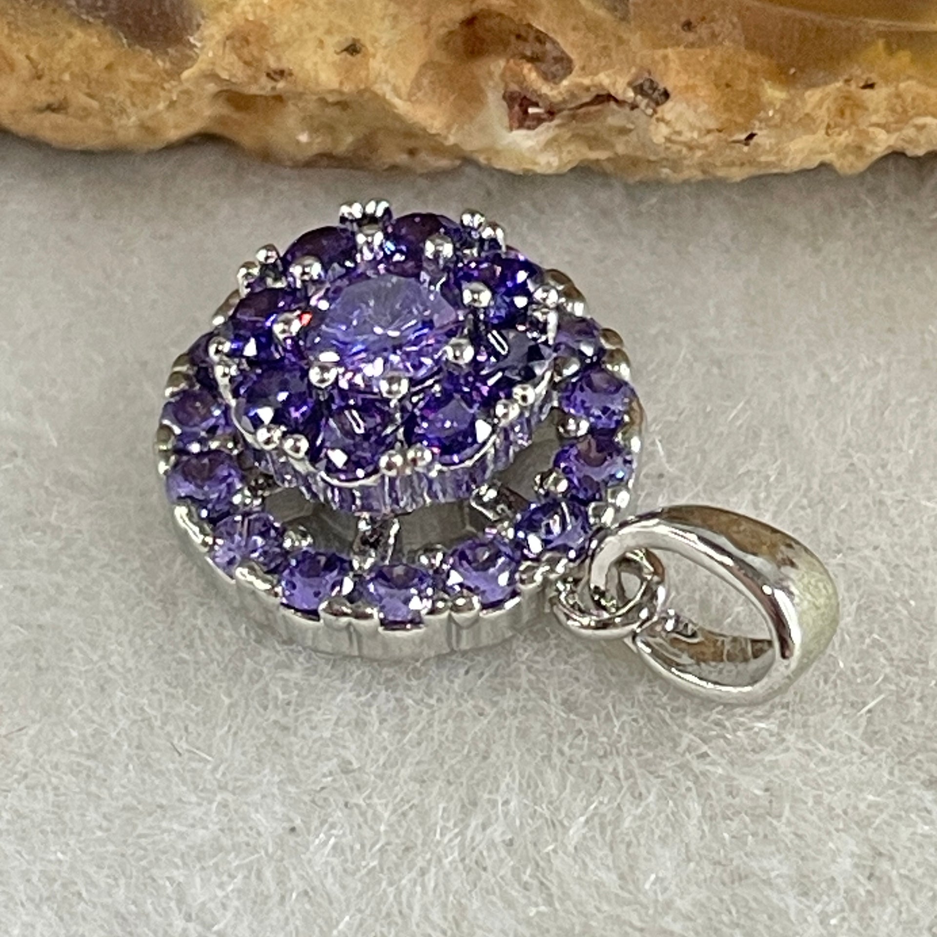 Natural Purple Cubic Zirconia in S925 Sliver Spinning Pendant 2.51g 4.0 by 1.5mm - Huangs Jadeite and Jewelry Pte Ltd