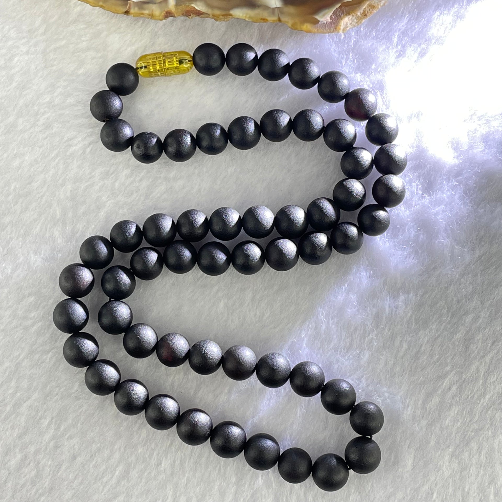 Special Natural Old Black King Amber Beads Necklace 特一天然老黑王琥珀项链 15.94g 45cm  8.0mm 59 Beads - Huangs Jadeite and Jewelry Pte Ltd