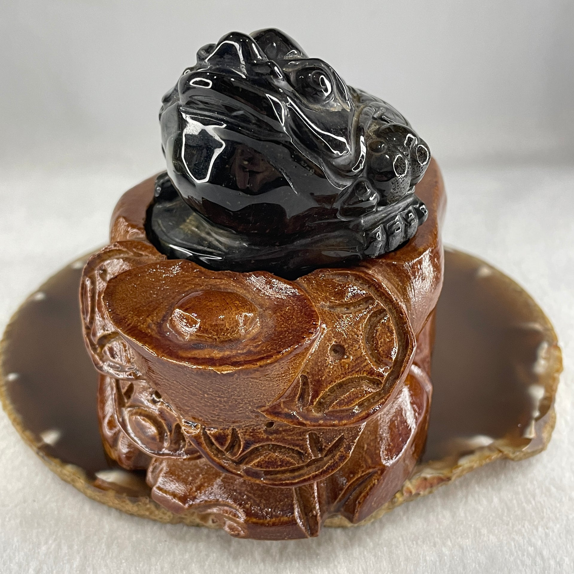 Natural Yellow Tiger's Eye Quartz 3 Legged Toad with Ancient Coin with Wooden Stand Display 412.4g 108.5 by 83.0 by 94.5mm - Huangs Jadeite and Jewelry Pte Ltd