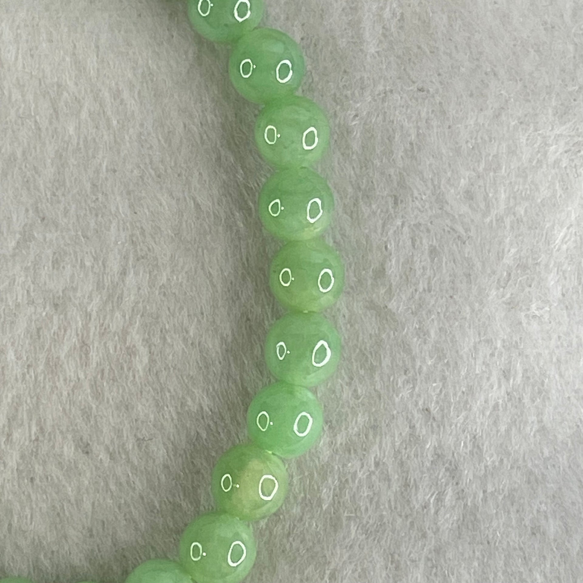 Type A Intense Bright Apple Green Jadeite Beads Bracelet 11.49g 15cm 6.1mm 30 Beads - Huangs Jadeite and Jewelry Pte Ltd
