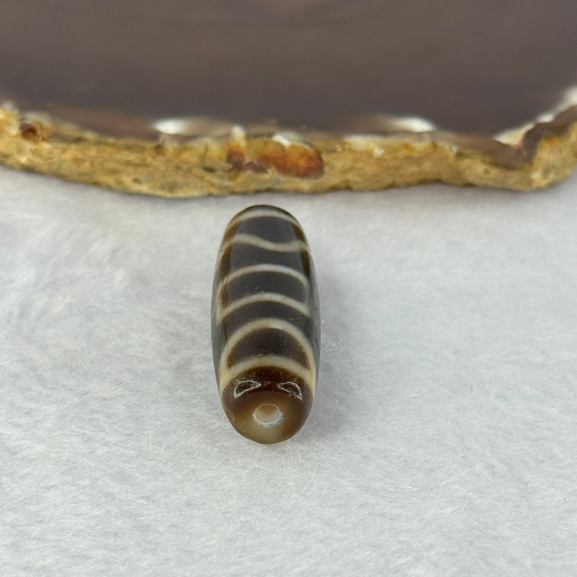 Natural Powerful Tibetan Old Oily Agate Sky Door Serenity 1 Eye Dzi Bead Heavenly Master (Tian Zhu) 一眼天诛 10.00g 37.9 by 17.8mm - Huangs Jadeite and Jewelry Pte Ltd