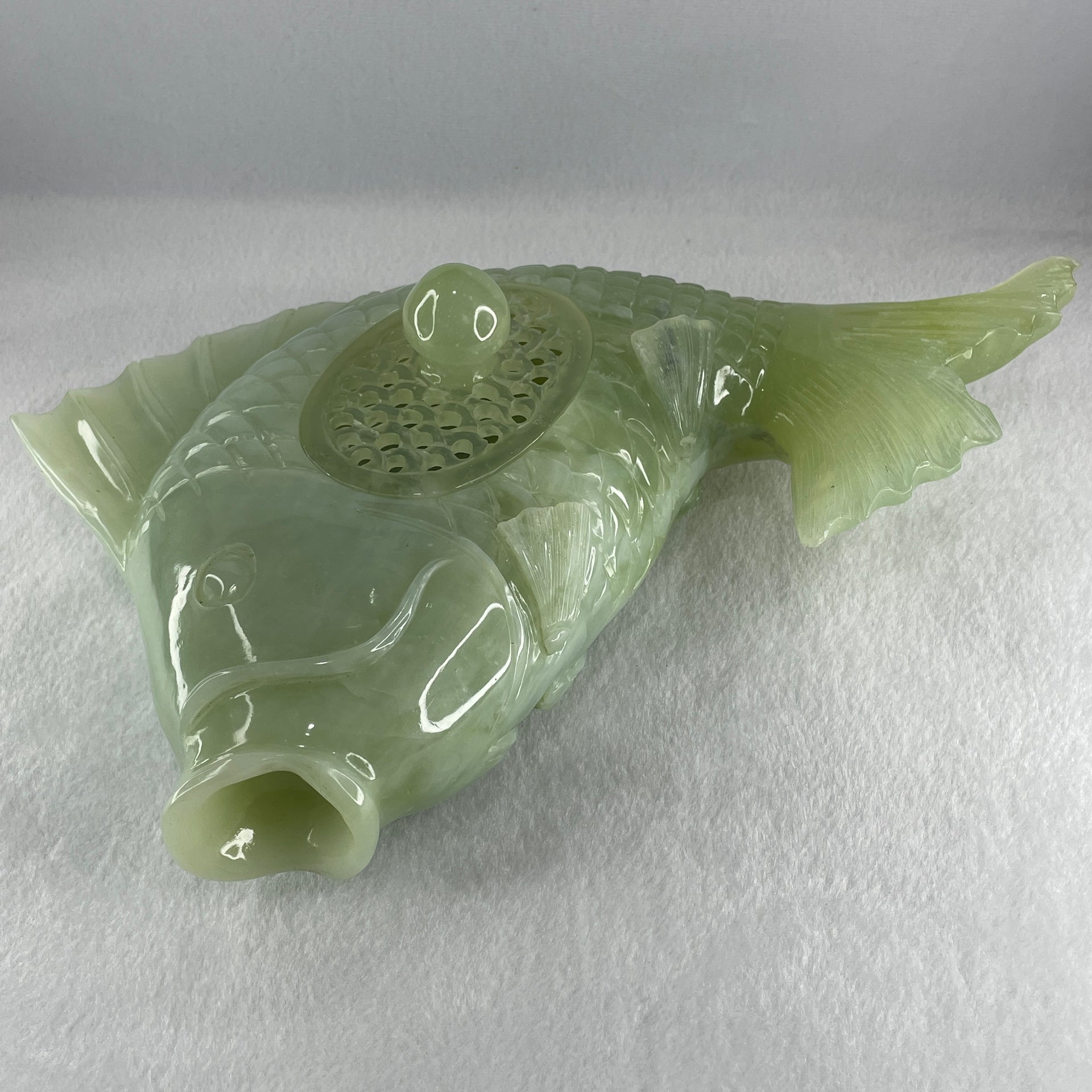Natural Green with White Serpentine Carp Fish Pot Display 2,270.6g 285.0 by 182.0 by 90.0mm - Huangs Jadeite and Jewelry Pte Ltd
