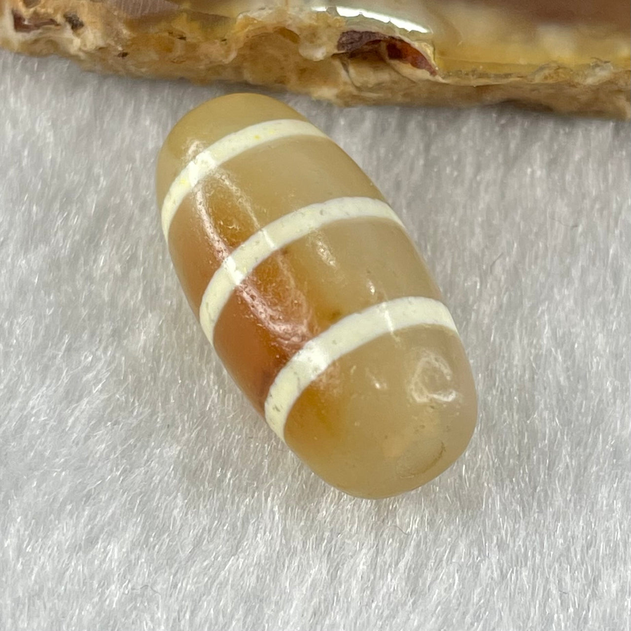 Natural Powerful Tibetan Old Oily Agate 3-Lines Dzi Bead Heavenly Master (Tian Zhu) 三行天诛 3.19g 20.2 by 10.4mm - Huangs Jadeite and Jewelry Pte Ltd