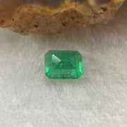 Natural Colombia Green Emerald (Beryl) Cut-Cornered Rectangular step cut 0.60ct 5.5 by 4.4 by 3.5mm - Huangs Jadeite and Jewelry Pte Ltd