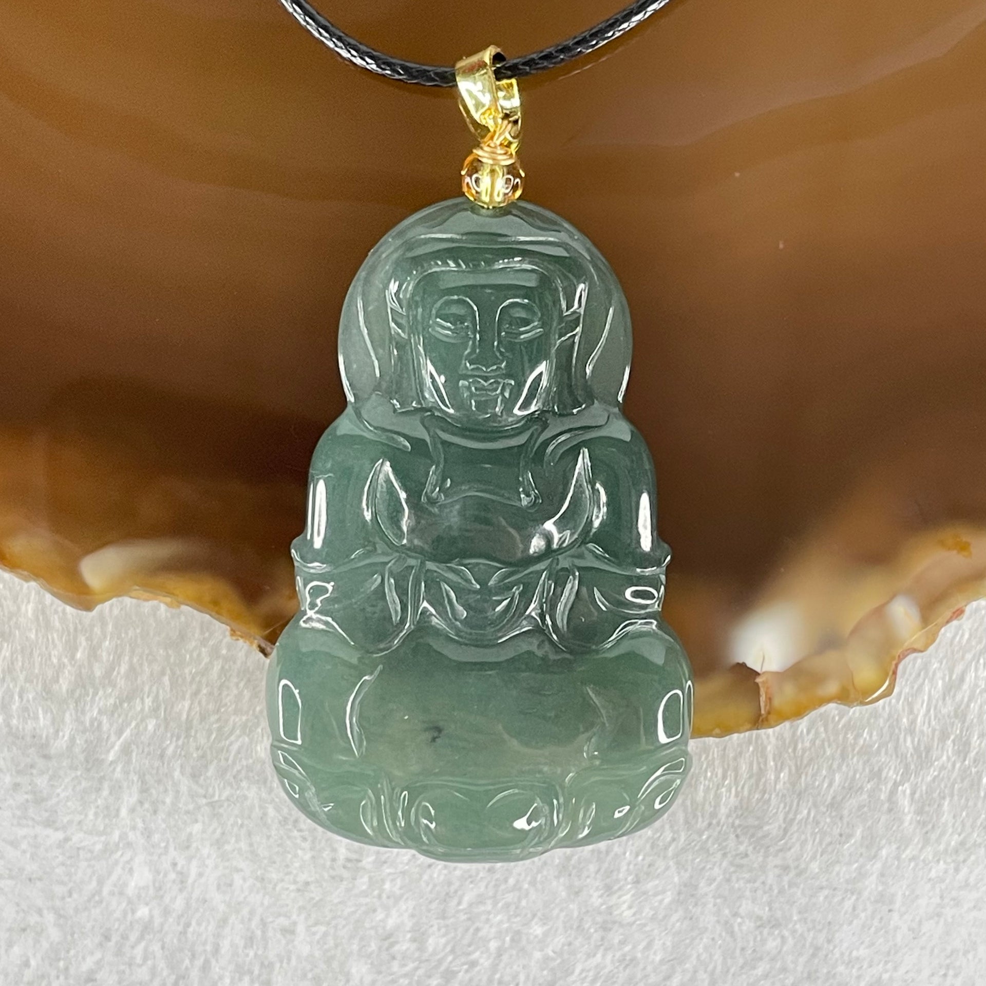 Type A Icy Blueish Green Jadeite Guan Yin Pendant Necklace 7.22g 40.9 by 26.8 by 4.0mm - Huangs Jadeite and Jewelry Pte Ltd