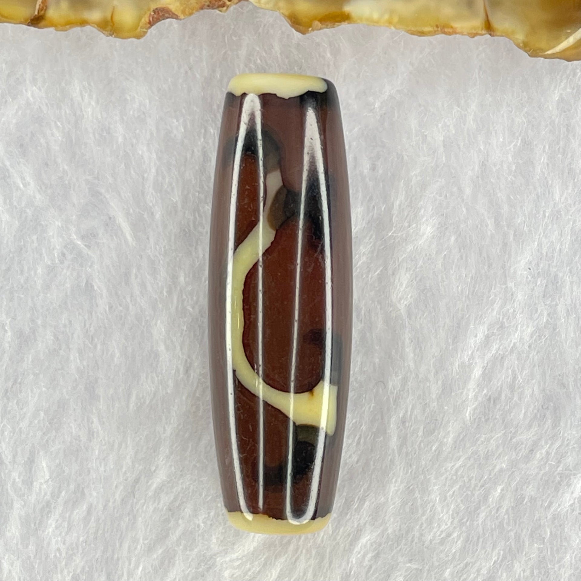 Natural Powerful Tibetan Old Oily Agate Ruyi Dzi Bead Heavenly Master (Tian Zhu) 如意天珠 8.79g 37.8 by 12.1mm - Huangs Jadeite and Jewelry Pte Ltd