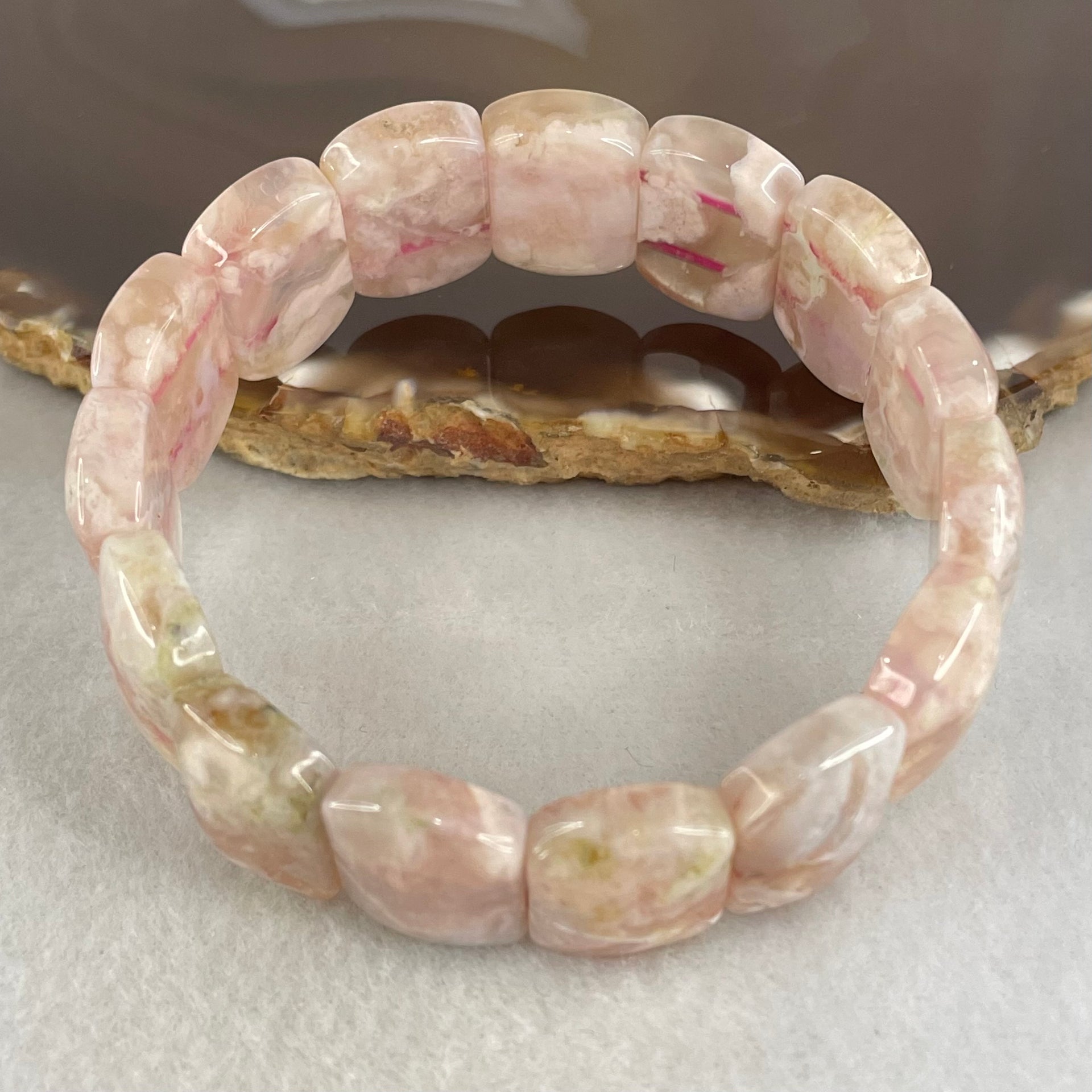 Above Average Natural Pink Flower Agate Shou Pai Bracelet 39.89g 17cm 17.9 by 13.0mm 15 Pieces (Slight External Rough) - Huangs Jadeite and Jewelry Pte Ltd