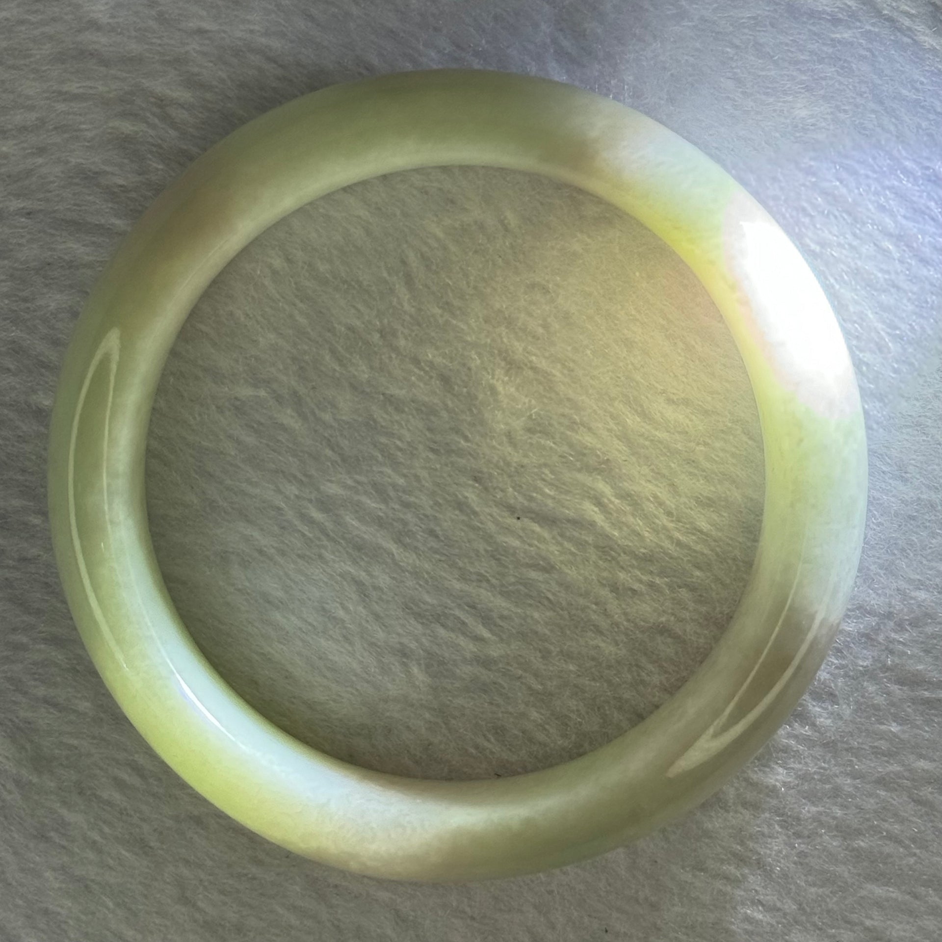 Type A Light Green with Lavender Patches Jadeite Bangle Internal Diameter 55.3mm 66.79g 15.3 by 9.1mm (Slight External Line) - Huangs Jadeite and Jewelry Pte Ltd