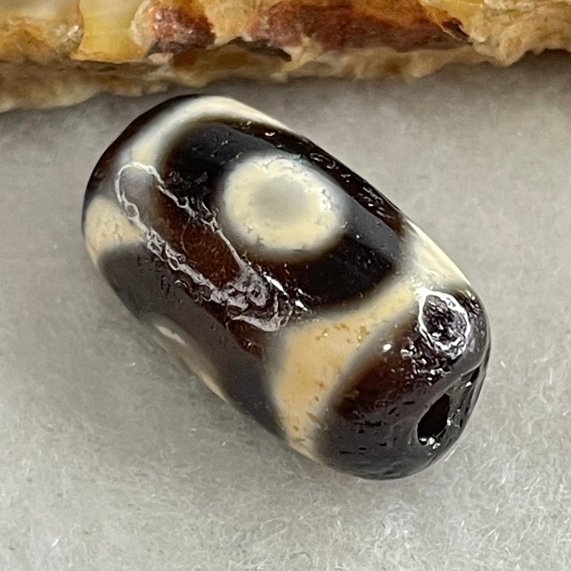 Natural Powerful Tibetan Old Oily Agate 3 Eyes Dzi Bead Heavenly Master (Tian Zhu) 三眼天诛 2.83g 17.4 by 10.1mm - Huangs Jadeite and Jewelry Pte Ltd