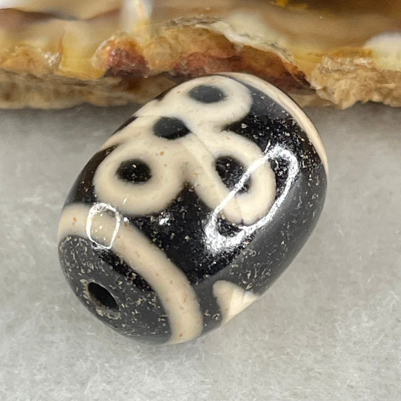 Natural Powerful Tibetan Old Oily Agate 5 Eyes Lightning Dzi Bead Heavenly Master (Tian Zhu) 五眼闪电天珠 4.50g 17.4 by 13.1mm - Huangs Jadeite and Jewelry Pte Ltd