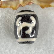 Natural Powerful Tibetan Old Oily Black White Agate Green Tara Dzi Bead Heavenly Master (Tian Zhu) 绿度母天珠 4.12g 17.4 by 12.6mm - Huangs Jadeite and Jewelry Pte Ltd