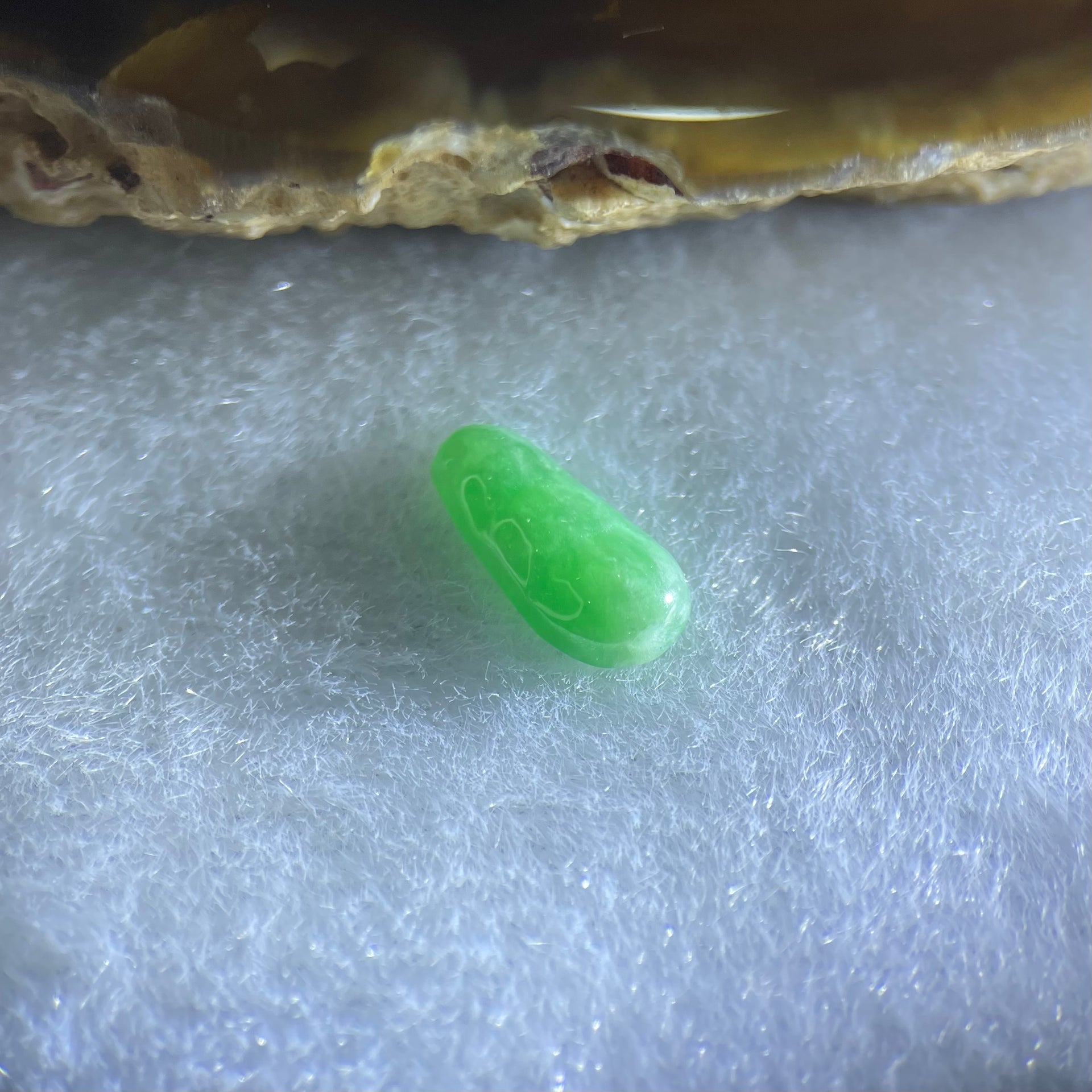 Type A Old Mine Full Green Jadeite Peapod Charm Stone For Setting 0.26g 10.6 by 4.8 by 2.2mm - Huangs Jadeite and Jewelry Pte Ltd