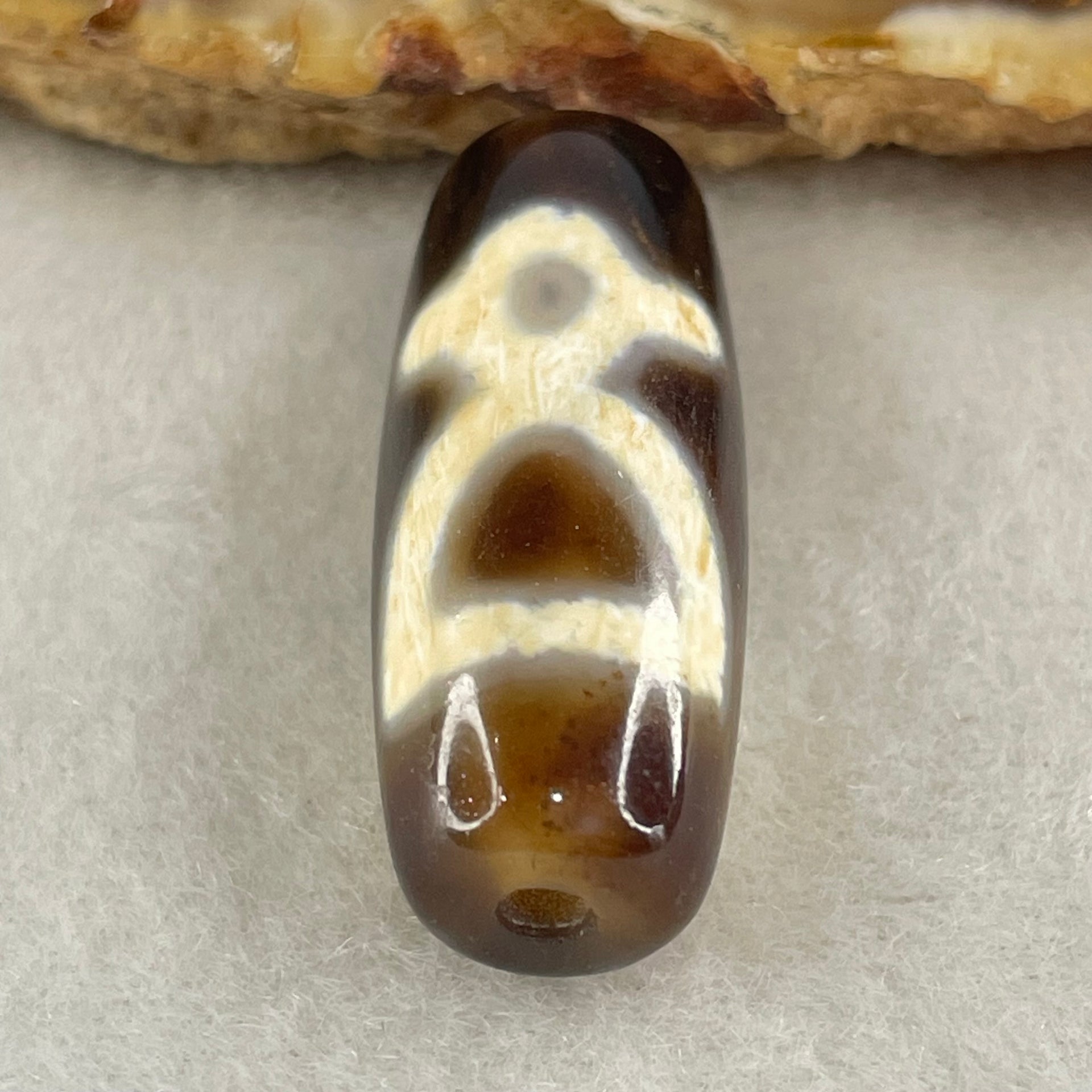 Natural Powerful Tibetan Old Oily Agate Double Cai Shen Dzi Bead Heavenly Master (Tian Zhu) 双财神长天珠 5.72g 28.7 by 11.1mm - Huangs Jadeite and Jewelry Pte Ltd