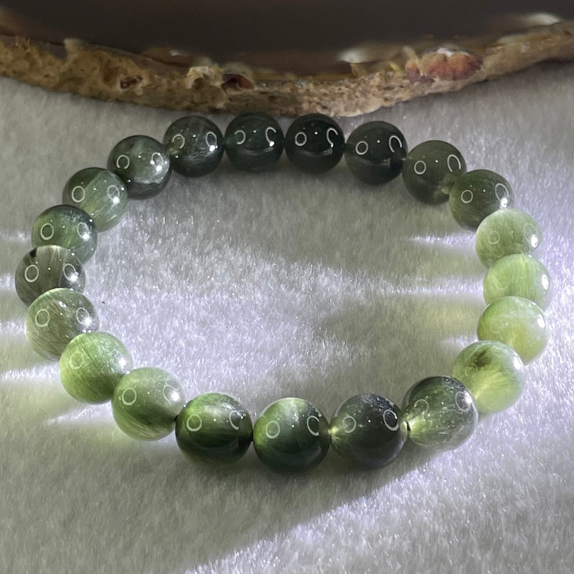 Good Grade Natural Green Cats Eye Rutilated Beads Bracelet 22.78g 16cm 9.4mm 21 Beads - Huangs Jadeite and Jewelry Pte Ltd