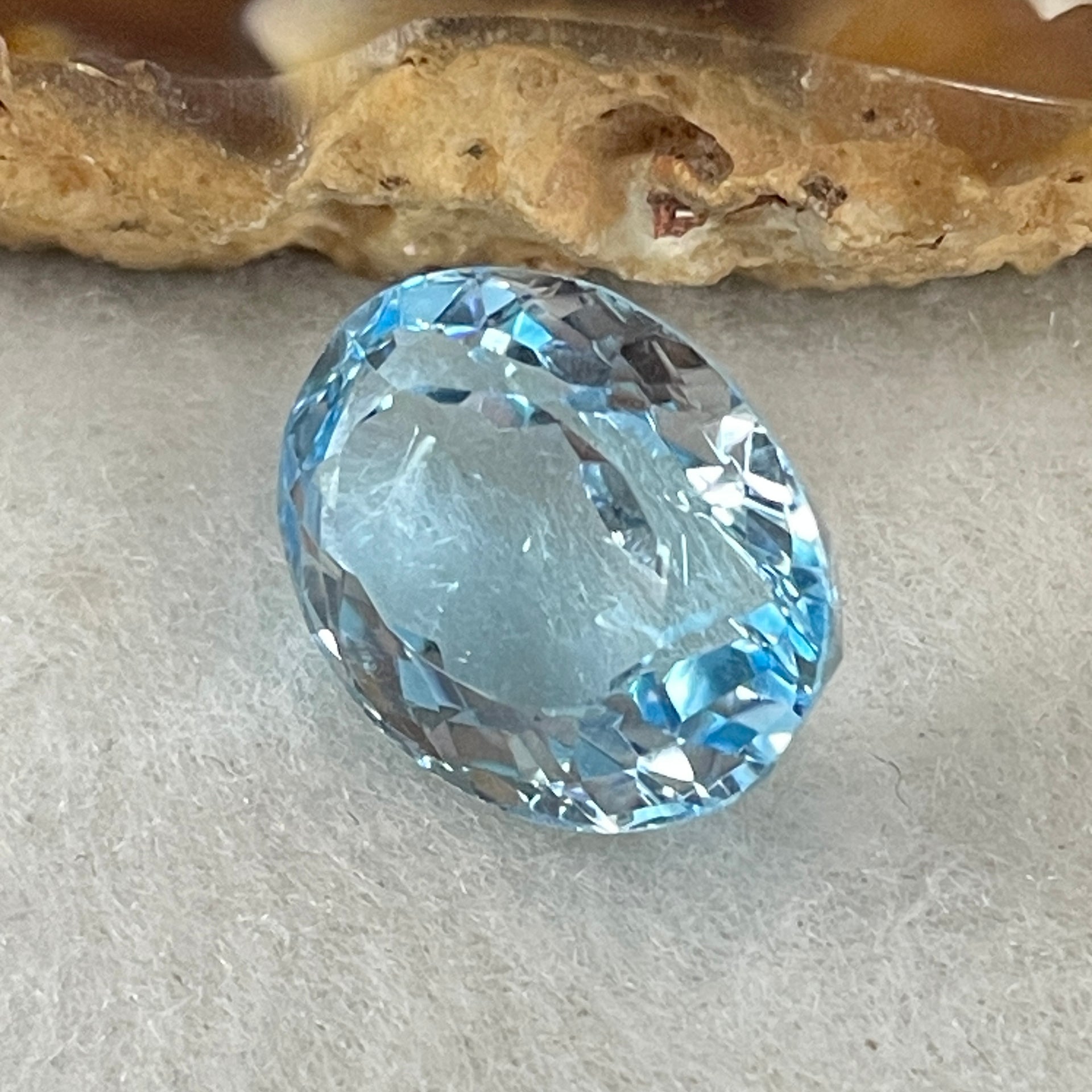 Natural Sky Blue Topaz Oval Shape 10.65ct 14.1 by 10.6 by 8.0mm - Huangs Jadeite and Jewelry Pte Ltd