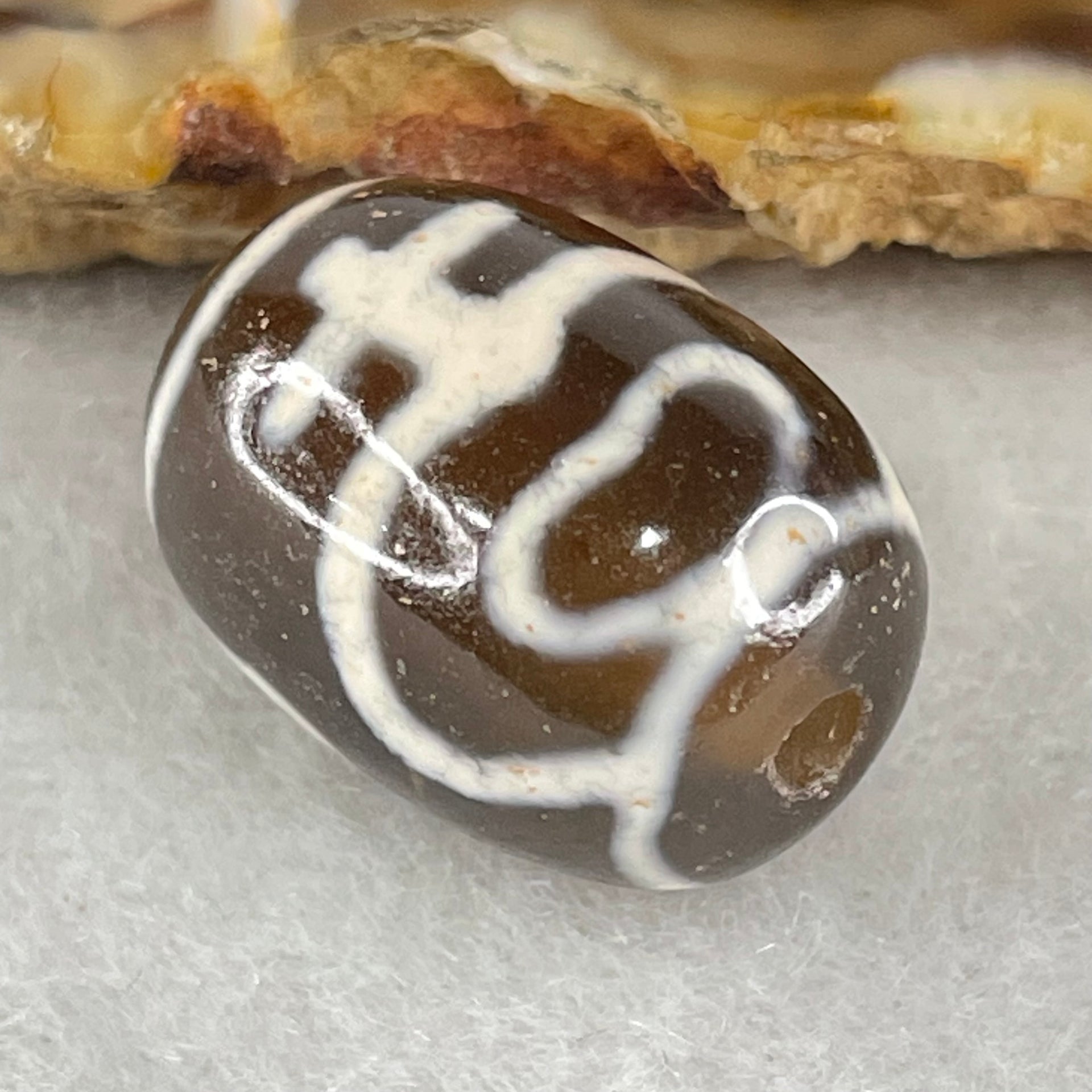 Natural Powerful Tibetan Old Oily Agate Double Nectar Vessel Dzi Bead Heavenly Master (Tian Zhu) 花蜜容器眼天珠 5.57g 17.6 by 12.8mm - Huangs Jadeite and Jewelry Pte Ltd