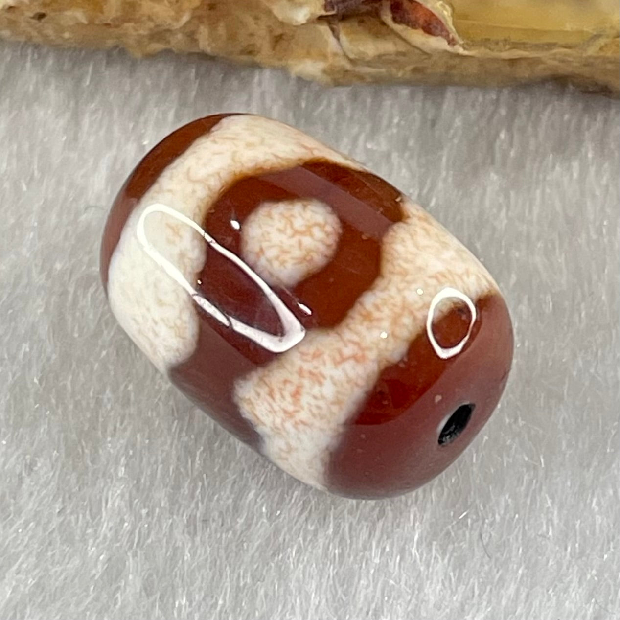 Natural Powerful Tibetan Old Oily Agate 3 Eyes Dzi Bead Heavenly Master (Tian Zhu) 三眼天诛 2.41g 14.5 by 10.1mm - Huangs Jadeite and Jewelry Pte Ltd