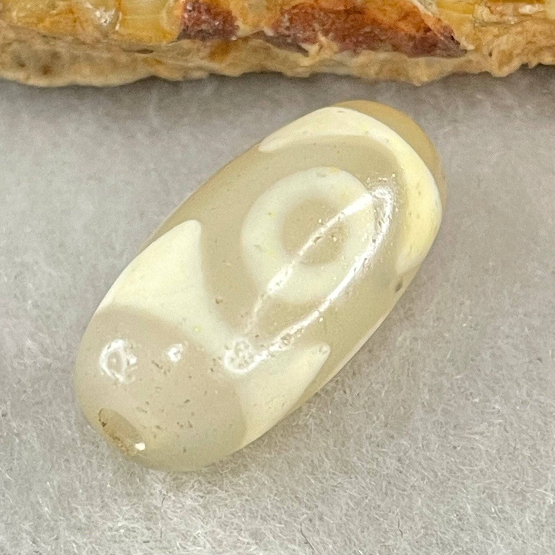 Natural Powerful Tibetan Old Oily Agate 3 Eyes Dzi Bead Heavenly Master (Tian Zhu) 三眼天诛 2.93g 20.0 by 10.2mm - Huangs Jadeite and Jewelry Pte Ltd