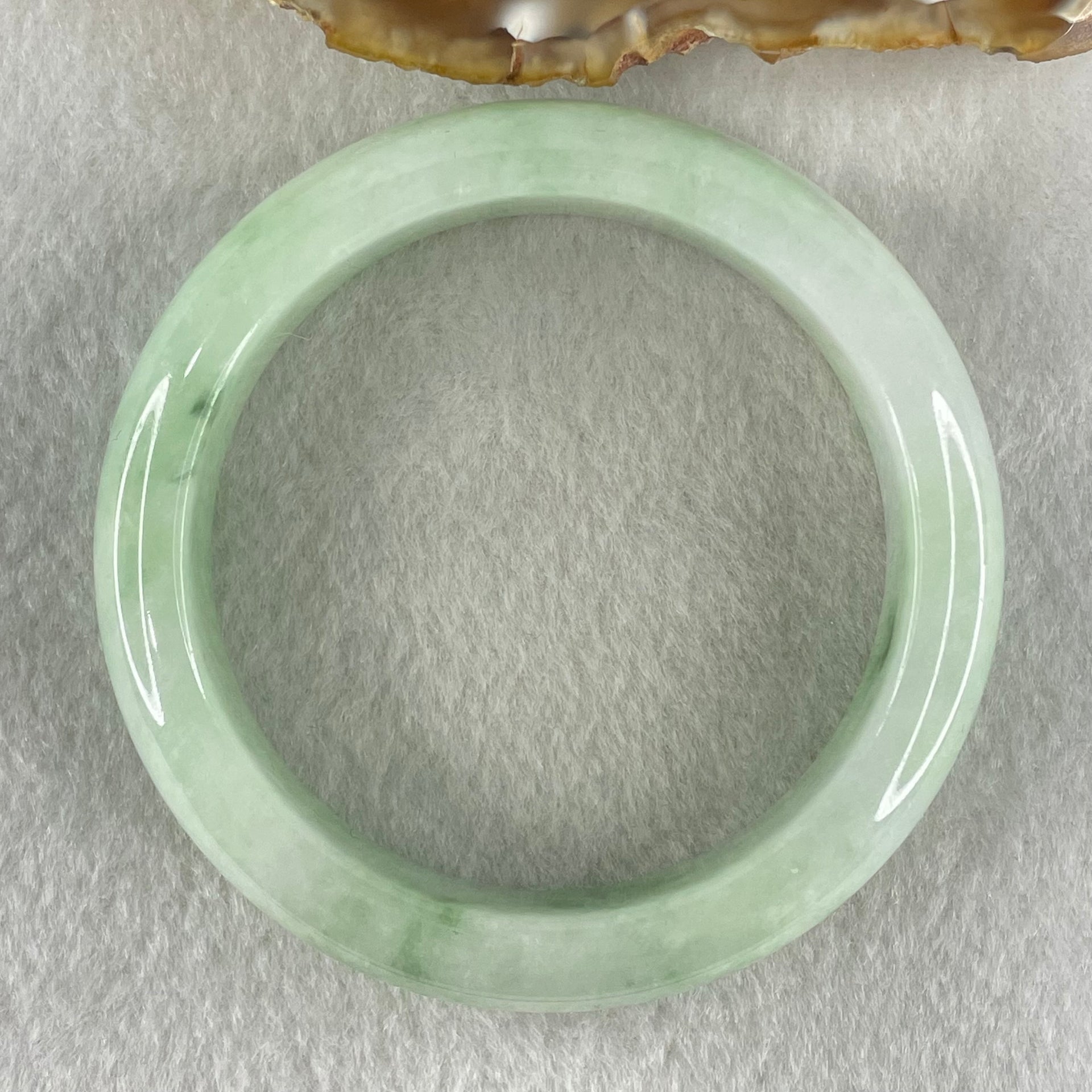 Type A Light Green Faint Lavender with Emerald Green Patches Jadeite Bangle 72.91g Inner Diameter 56.9mm 15.1 by 9.3mm (Very Slight Internal Lines) - Huangs Jadeite and Jewelry Pte Ltd