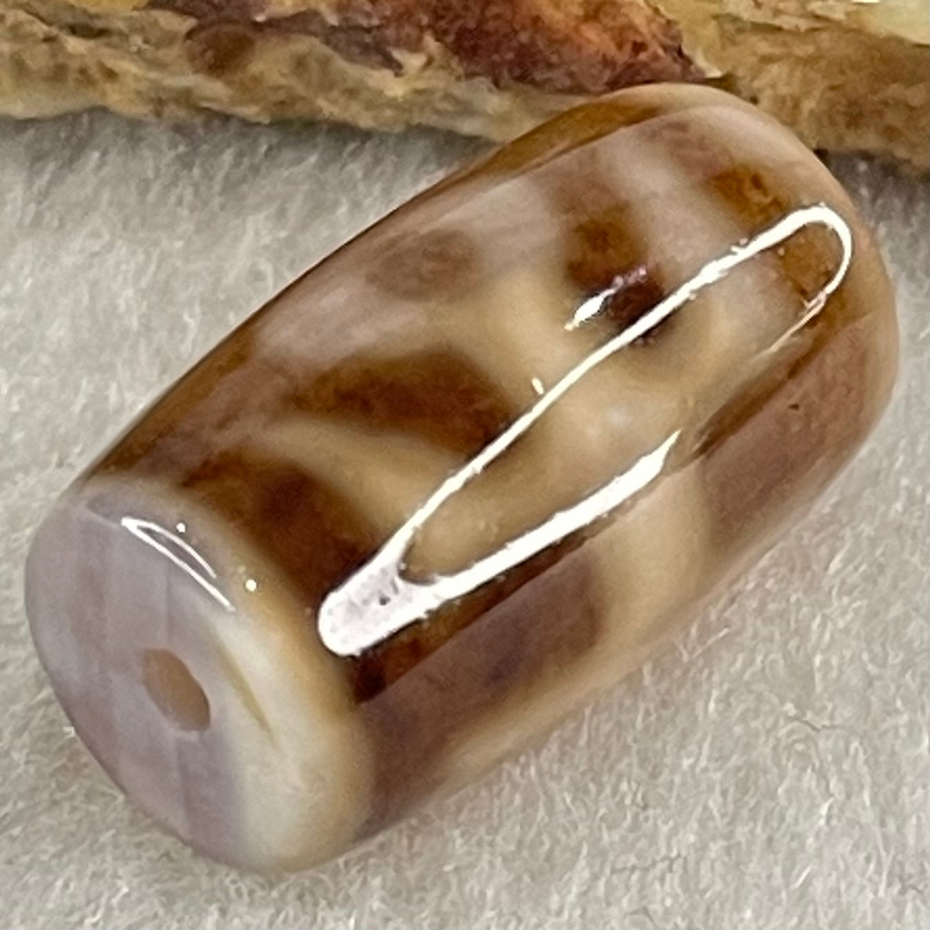 Natural Powerful Tibetan Old Oily Agate Patina Guiren Tairen Human Dzi Bead Totem Amulet Heavenly Master (Tian Zhu) 贵人天诛 4.72g 20.0 by 11.7mm - Huangs Jadeite and Jewelry Pte Ltd