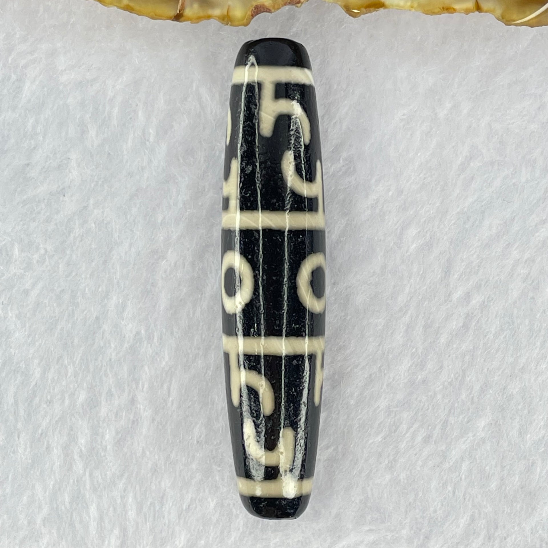 Natural Powerful Tibetan Old Oily Agate 3 Eyed Dharma Vajra Dzi Bead Heavenly Master (Tian Zhu) 三眼金刚杵天珠 15.33g 59.1 by 12.9mm - Huangs Jadeite and Jewelry Pte Ltd