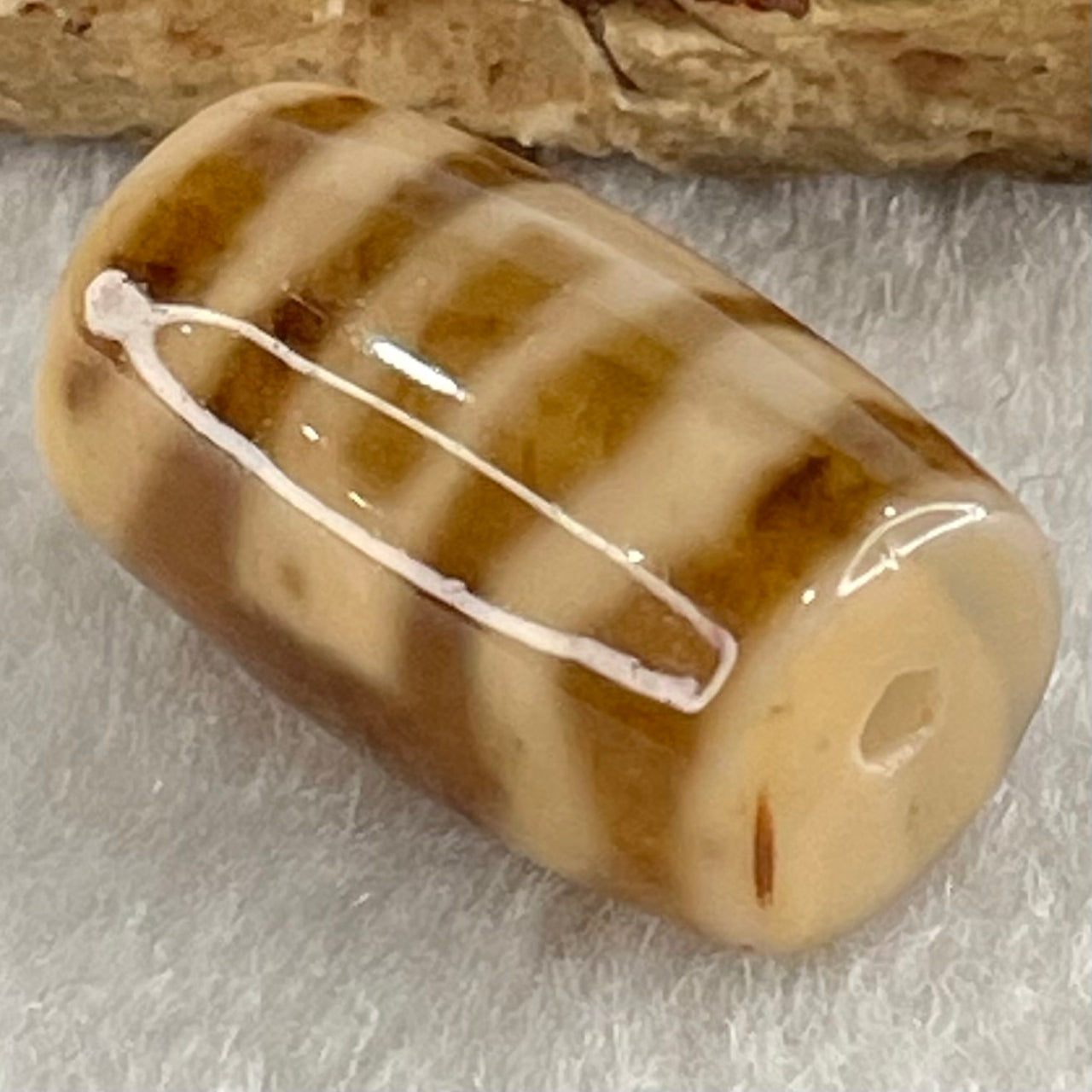 Natural Powerful Tibetan Old Oily Agate Sky Door Serenity 1 Eye Dzi Bead Heavenly Master (Tian Zhu) 一眼天门天诛 4.74g 19.4 by 11.8mm - Huangs Jadeite and Jewelry Pte Ltd