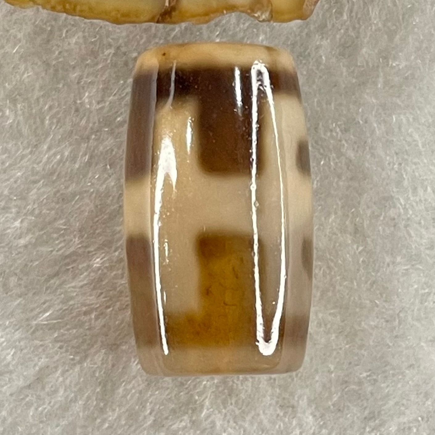 Natural Powerful Tibetan Old Oily Agate Patina Guiren Tairen Human Dzi Bead Totem Amulet Heavenly Master (Tian Zhu) 贵人天诛 4.81g 19.9 by 11.6mm - Huangs Jadeite and Jewelry Pte Ltd