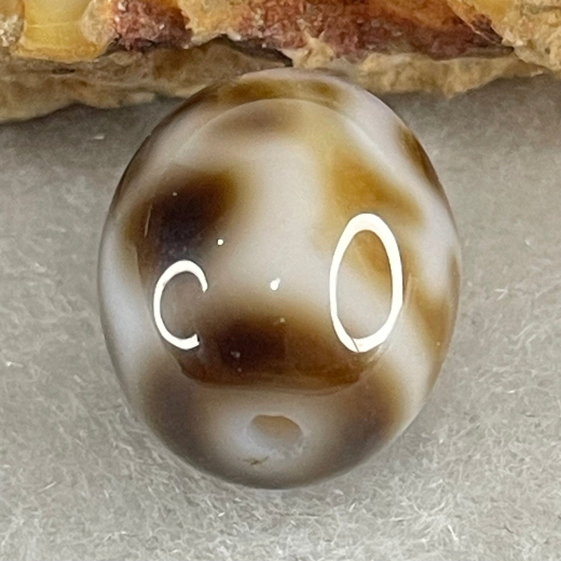 Natural Powerful Tibetan Old Oily Agate 4 Nectar Vessel Dzi Bead Heavenly Master (Tian Zhu) 花蜜容器天珠 2.63g 14.1 by 11.3mm - Huangs Jadeite and Jewelry Pte Ltd