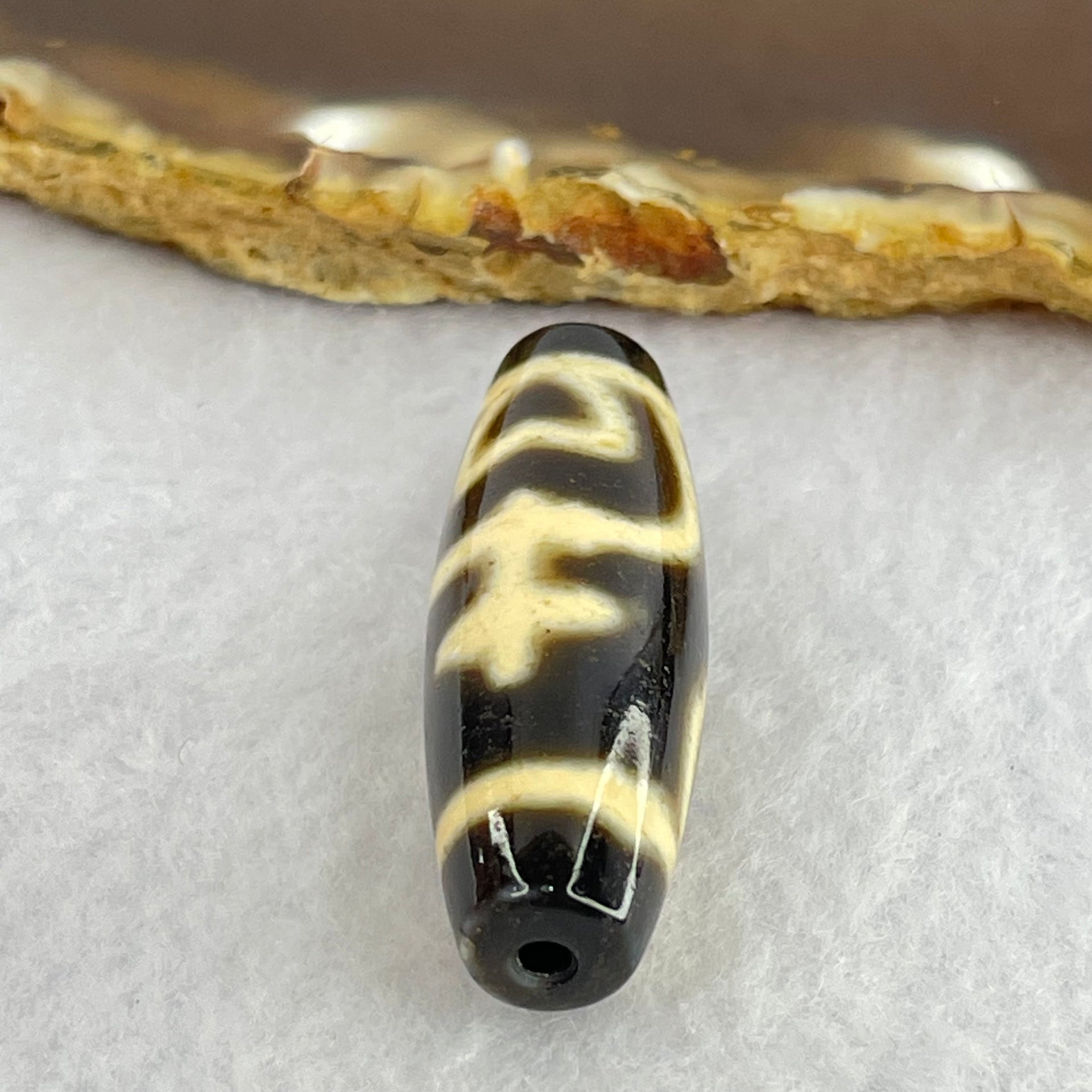 Natural Powerful Tibetan Old Oily Agate Double Nectar Vessel Dzi Bead Heavenly Master (Tian Zhu) 花蜜容器眼天珠 9.38g 38.7 by 12.8mm - Huangs Jadeite and Jewelry Pte Ltd