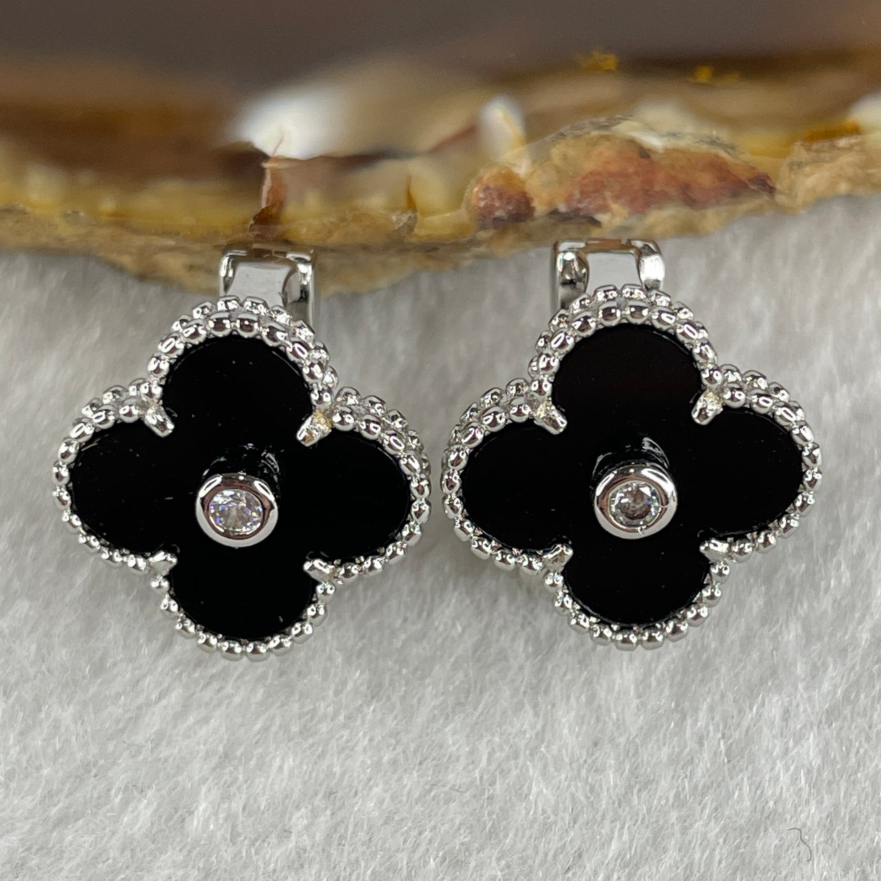 0.15Ct Colourless Round Brilliant Diameter 3.25mm VVS1 Excellent Cut Moissanite Excellent Polish Excellent Symmetry None Florescence in S925 Sliver 4 Leafs Clover Earring GRA 321965883