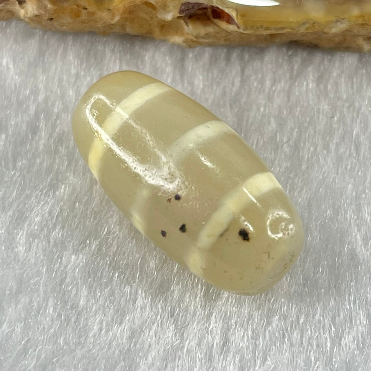 Natural Powerful Tibetan Old Oily Agate 3-Lines Dzi Bead Heavenly Master (Tian Zhu) 三行天诛 3.01g 20.1 by 10.2mm - Huangs Jadeite and Jewelry Pte Ltd