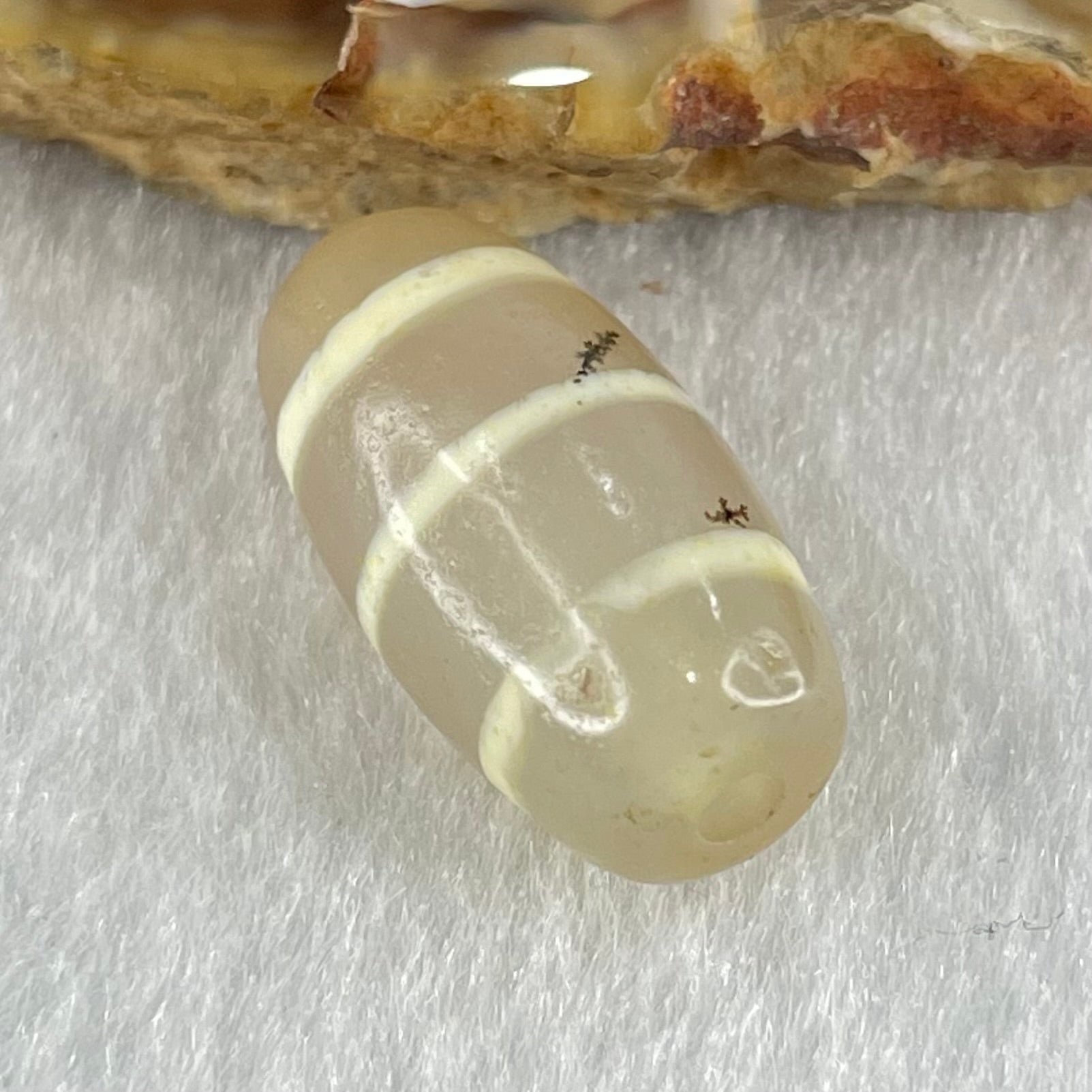 Natural Powerful Tibetan Old Oily Agate 3-Lines Dzi Bead Heavenly Master (Tian Zhu) 三行天诛 3.34g 20.1 by 10.6mm - Huangs Jadeite and Jewelry Pte Ltd