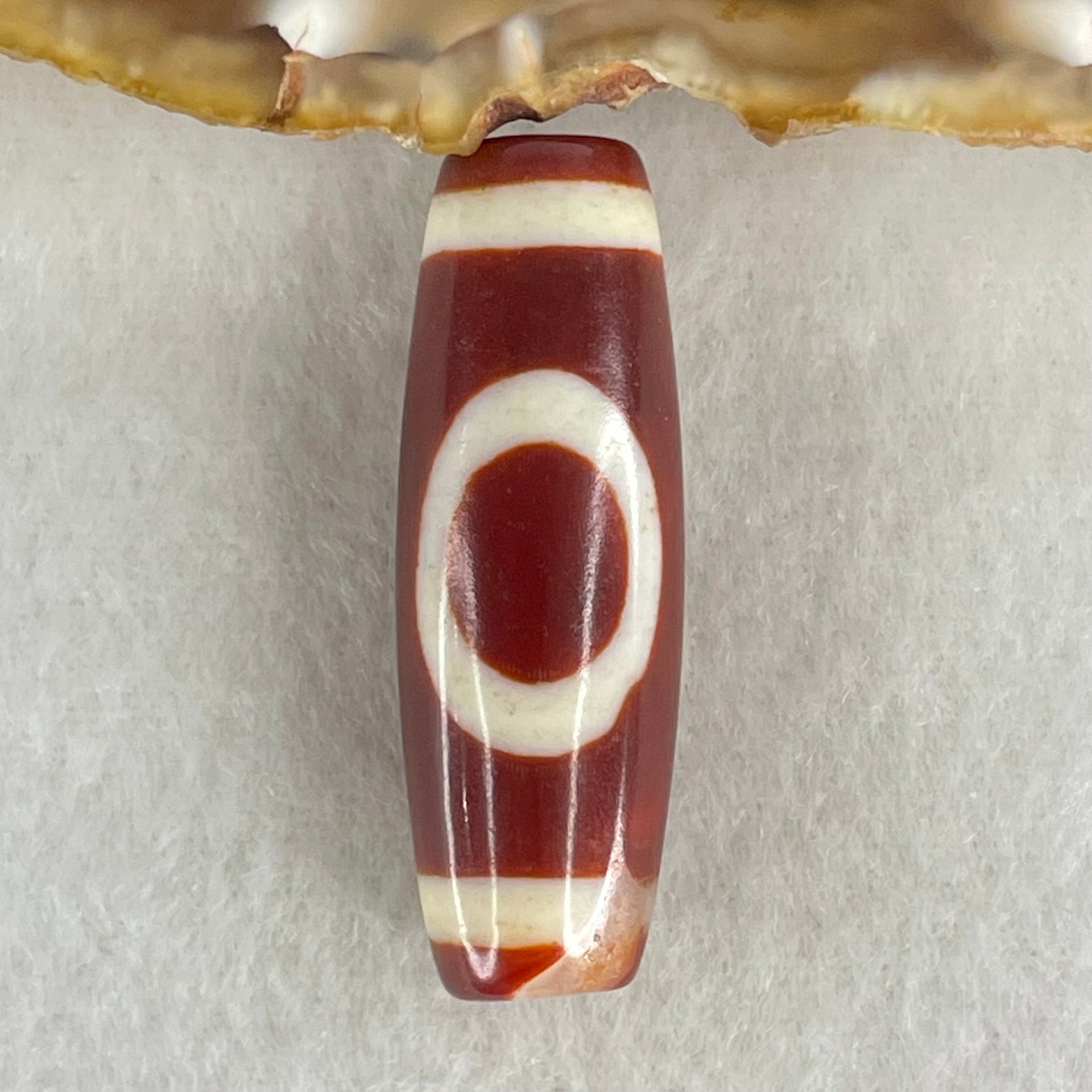 Natural Powerful Tibetan Old Oily Red White Agate One Eye Wood Element Dzi Bead Heavenly Master (Tian Zhu) 一眼木元素天珠 9.56g 37.7 by 12.9mm - Huangs Jadeite and Jewelry Pte Ltd