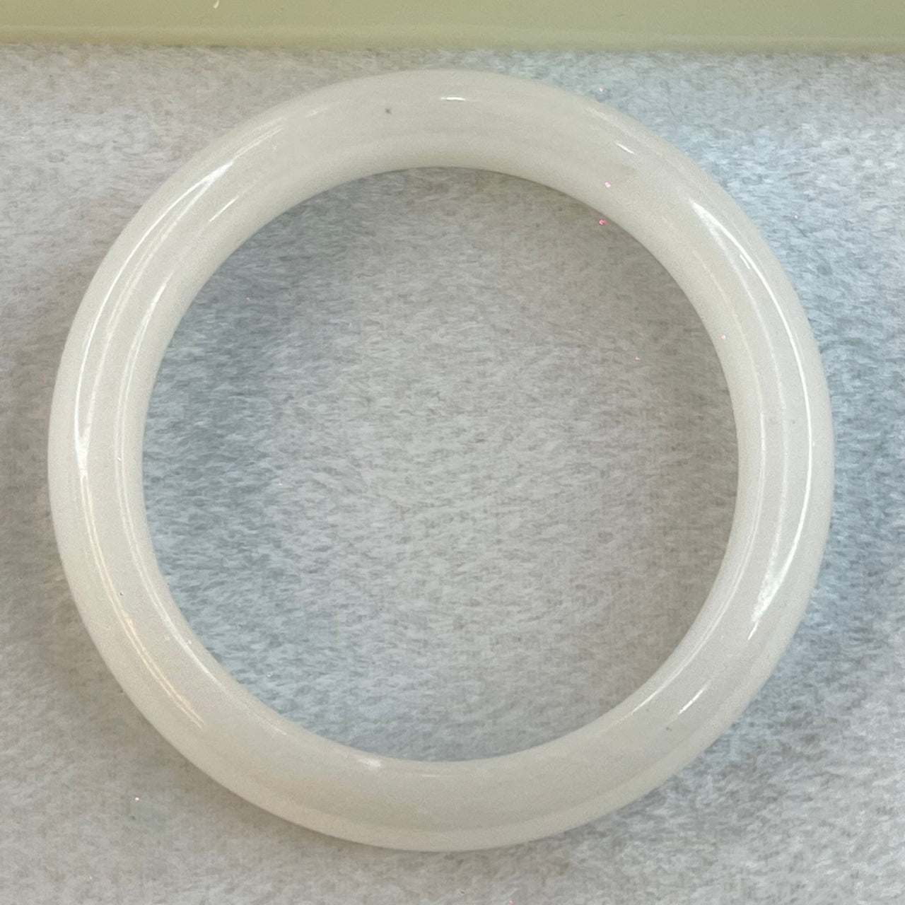 Transparent Black and Colourless Quartzite Yunan Jade Stone Bangle 天然白玉石手镯 Internal Diameter 60.8mm 65.70g 14.8 by 9.3 - Huangs Jadeite and Jewelry Pte Ltd