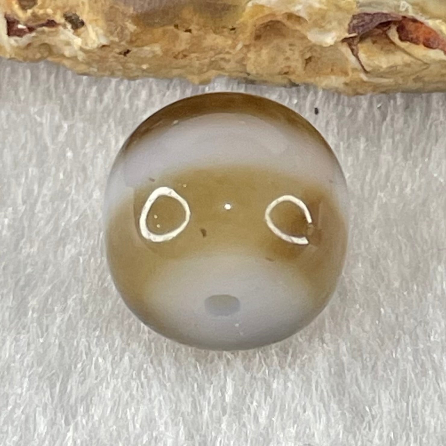 Natural Powerful Tibetan Old Oily Agate 1 Line Dzi Bead Heavenly Master (Tian Zhu) 1.96g 9.7 by 11.3mm - Huangs Jadeite and Jewelry Pte Ltd