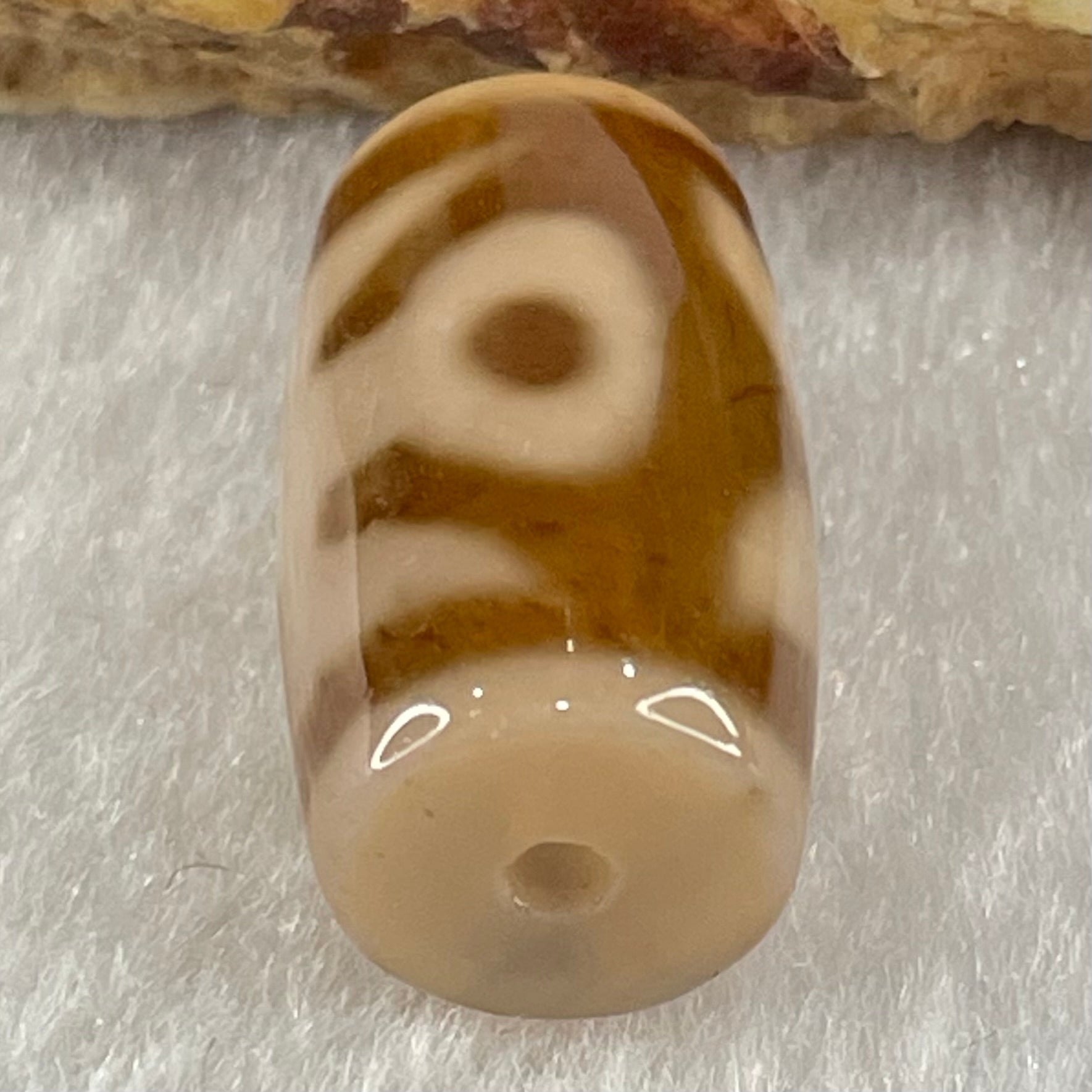 Natural Powerful Tibetan Old Oily Agate Patina Guiren Tairen Human Dzi Bead Totem Amulet Heavenly Master (Tian Zhu) 贵人天诛 4.71g 19.8 by 11.7mm - Huangs Jadeite and Jewelry Pte Ltd