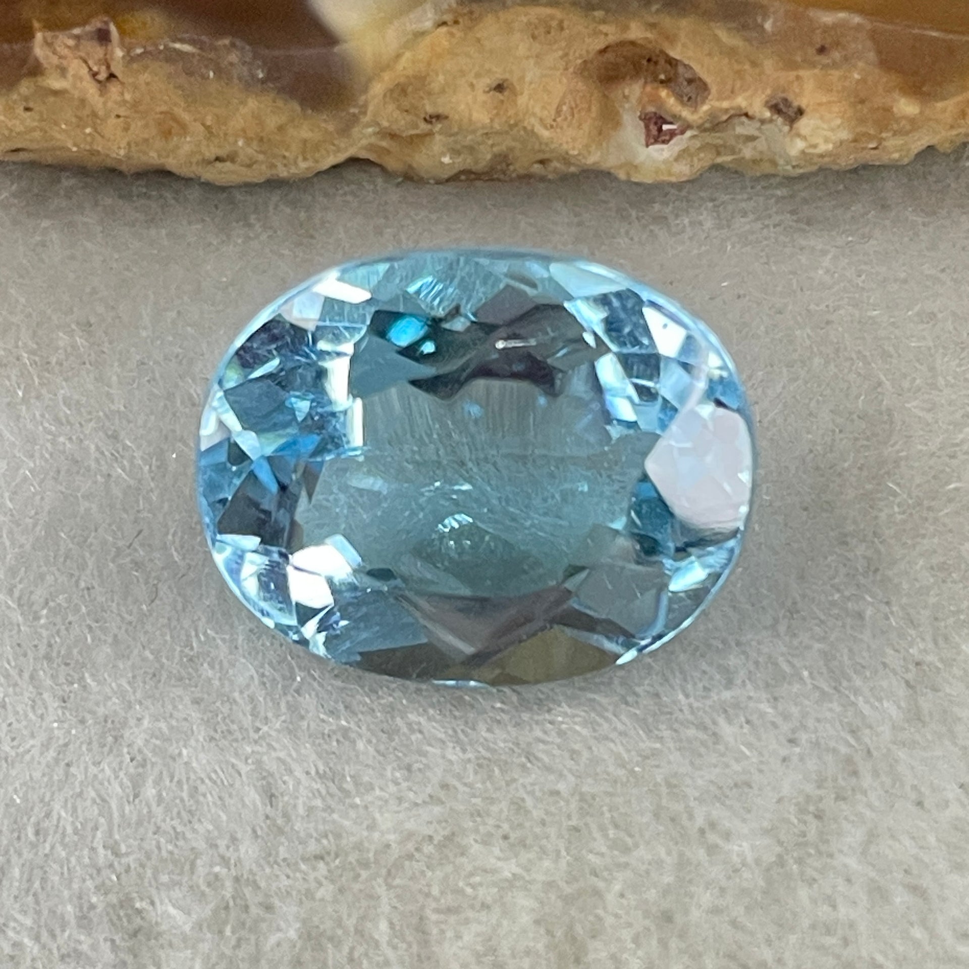 Natural Sky Blue Topaz Oval Shape 10.39ct 14.8 by 11.6 by 7.2mm - Huangs Jadeite and Jewelry Pte Ltd