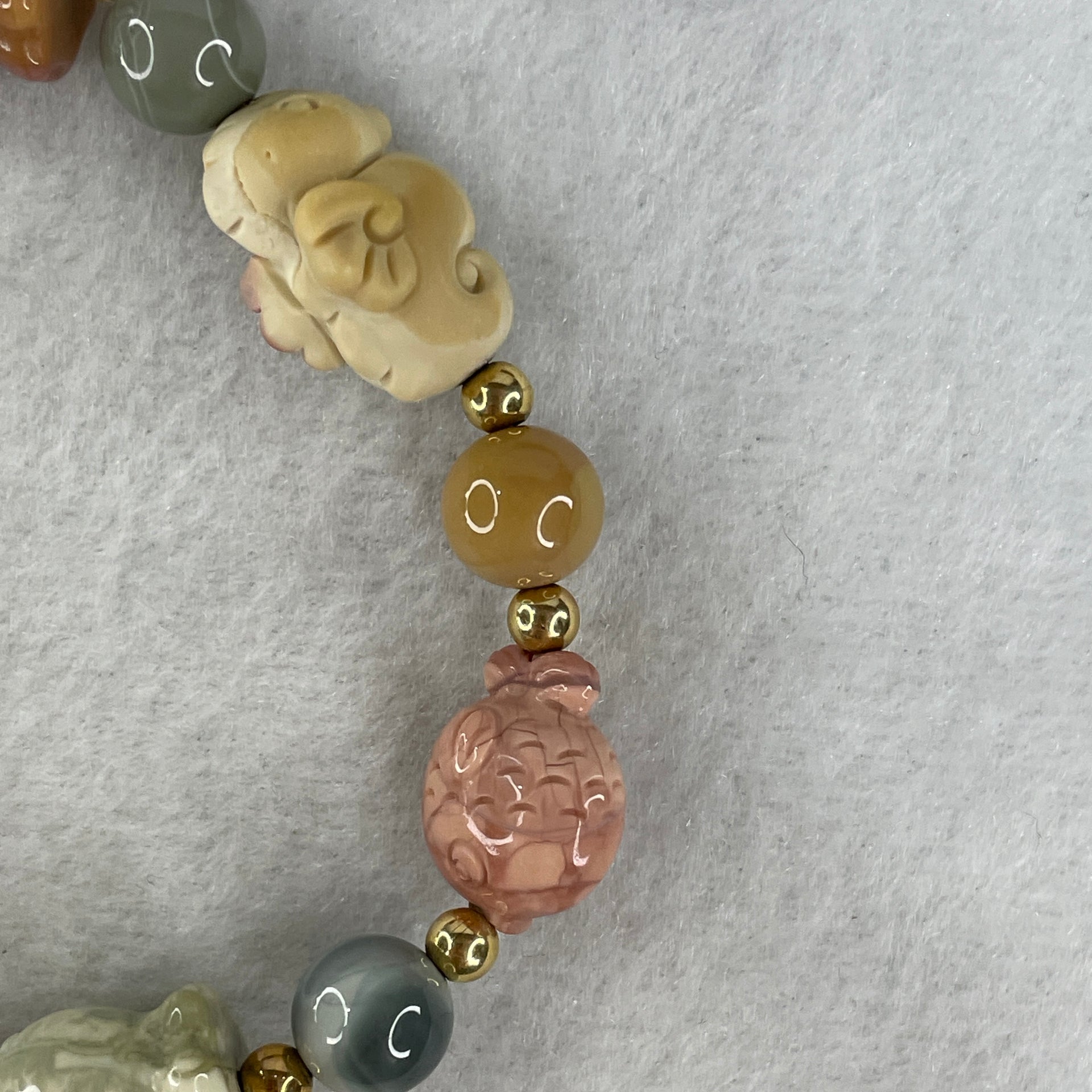 Certified Natural Alashan Agate Pink Starfish with Fish and Crab Bracelet 32.110g 16.5cm 15.1 by 17.1 by 14.6mm - Huangs Jadeite and Jewelry Pte Ltd