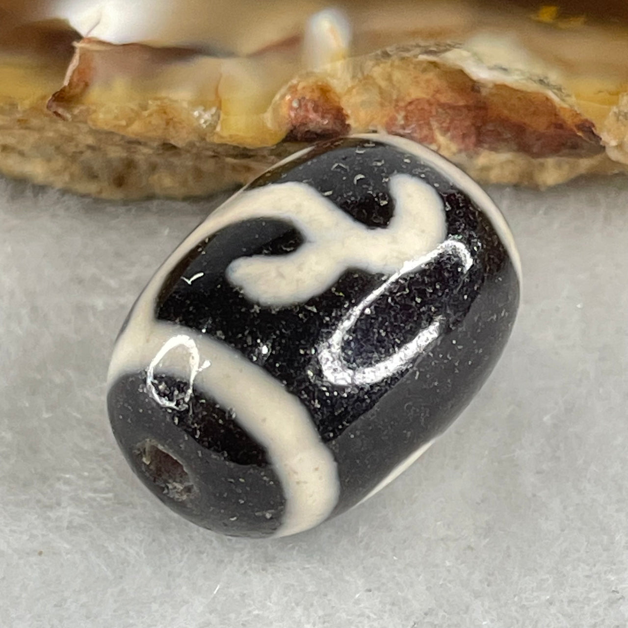 Natural Powerful Tibetan Old Oily Black White Agate Green Tara Dzi Bead Heavenly Master (Tian Zhu) 绿度母天珠 4.12g 17.4 by 12.6mm - Huangs Jadeite and Jewelry Pte Ltd
