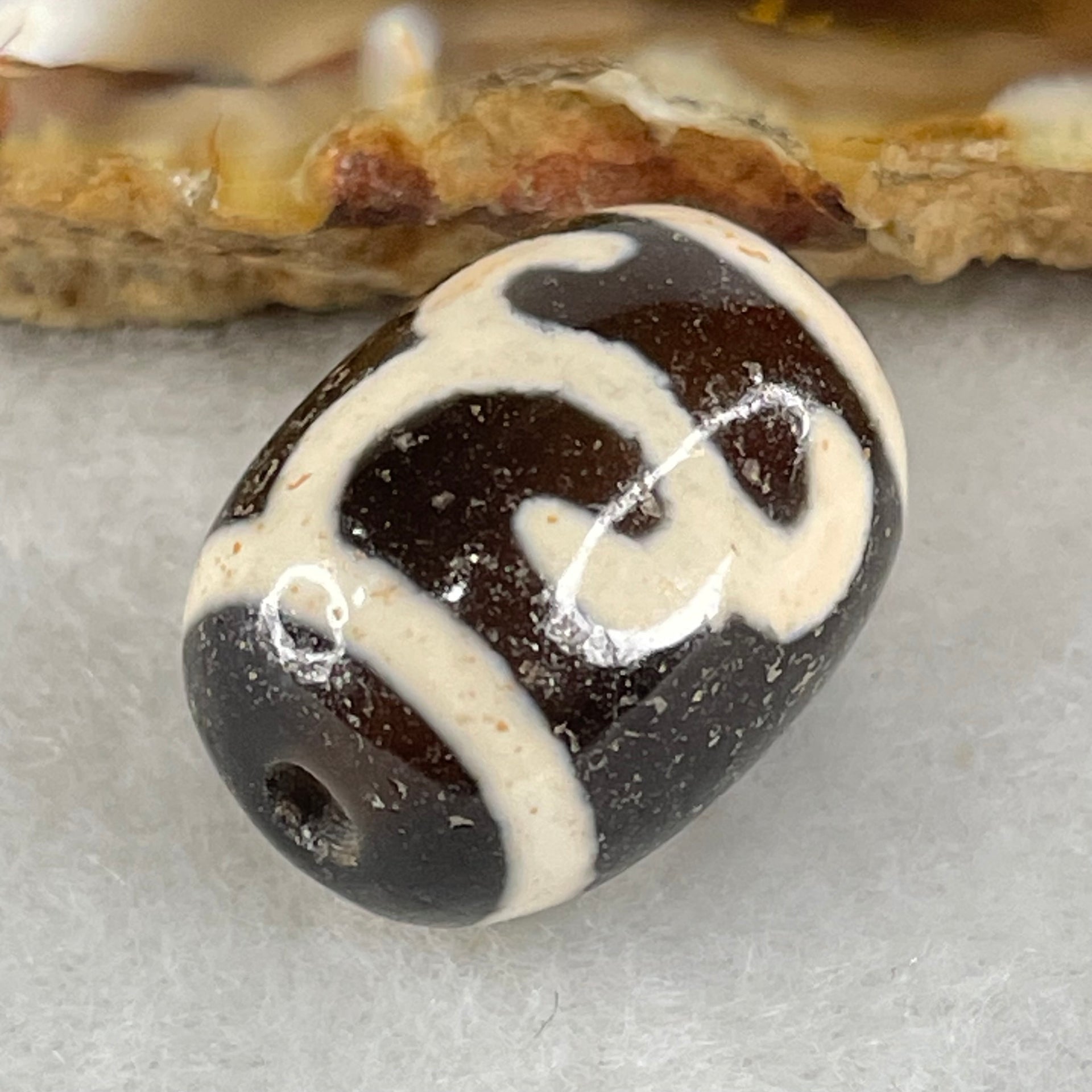 Natural Powerful Tibetan Old Oily Black White Agate Green Tara Dzi Bead Heavenly Master (Tian Zhu) 绿度母天珠 4.78g 17.4 by 13.4mm - Huangs Jadeite and Jewelry Pte Ltd