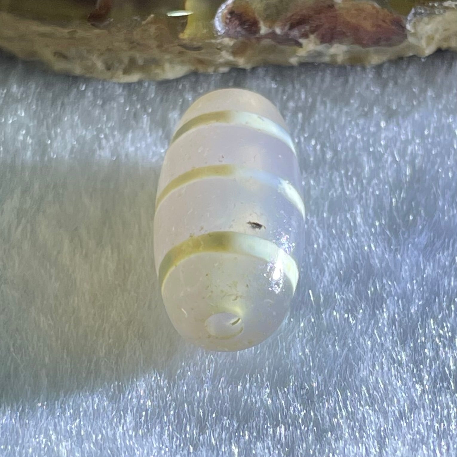 Natural Powerful Tibetan Old Oily Agate 3-Lines Dzi Bead Heavenly Master (Tian Zhu) 三行天诛 2.89g 19.6 by 10.0mm - Huangs Jadeite and Jewelry Pte Ltd