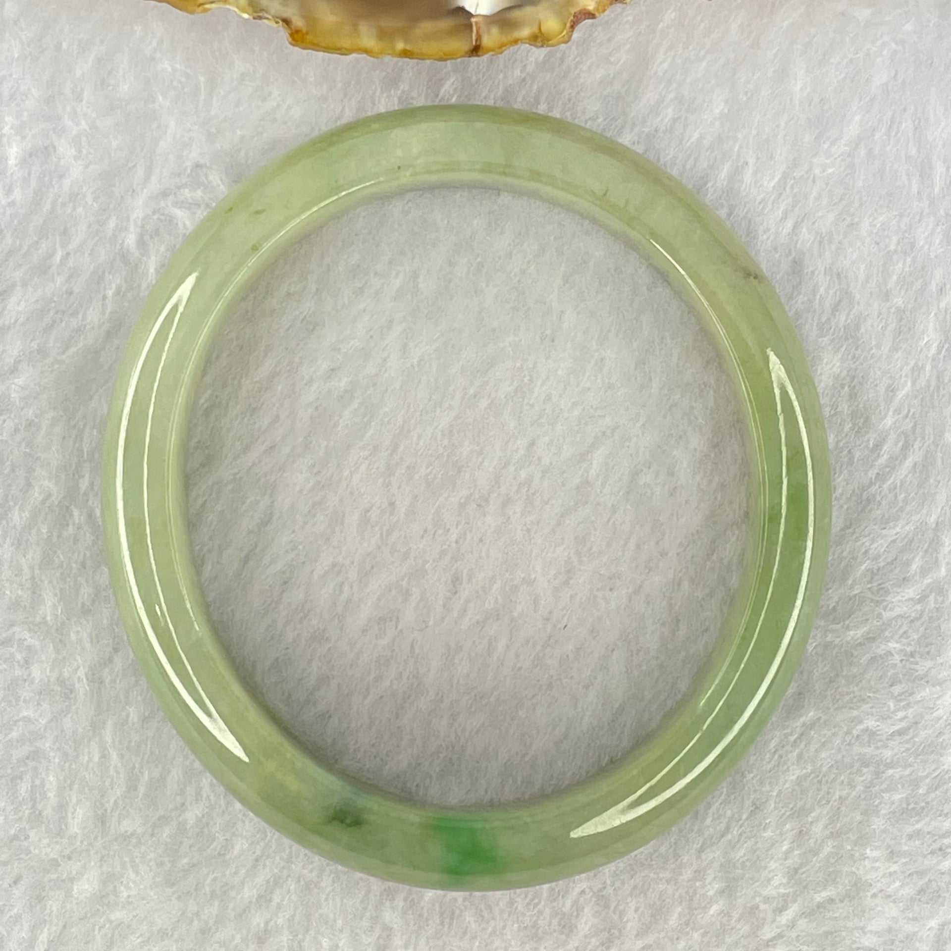 Type A Green with Emerald Green Jadeite Bangle Internal Diameter 55.1mm 46.23g 13.0 by 7.2mm (Very Slight External Line) - Huangs Jadeite and Jewelry Pte Ltd
