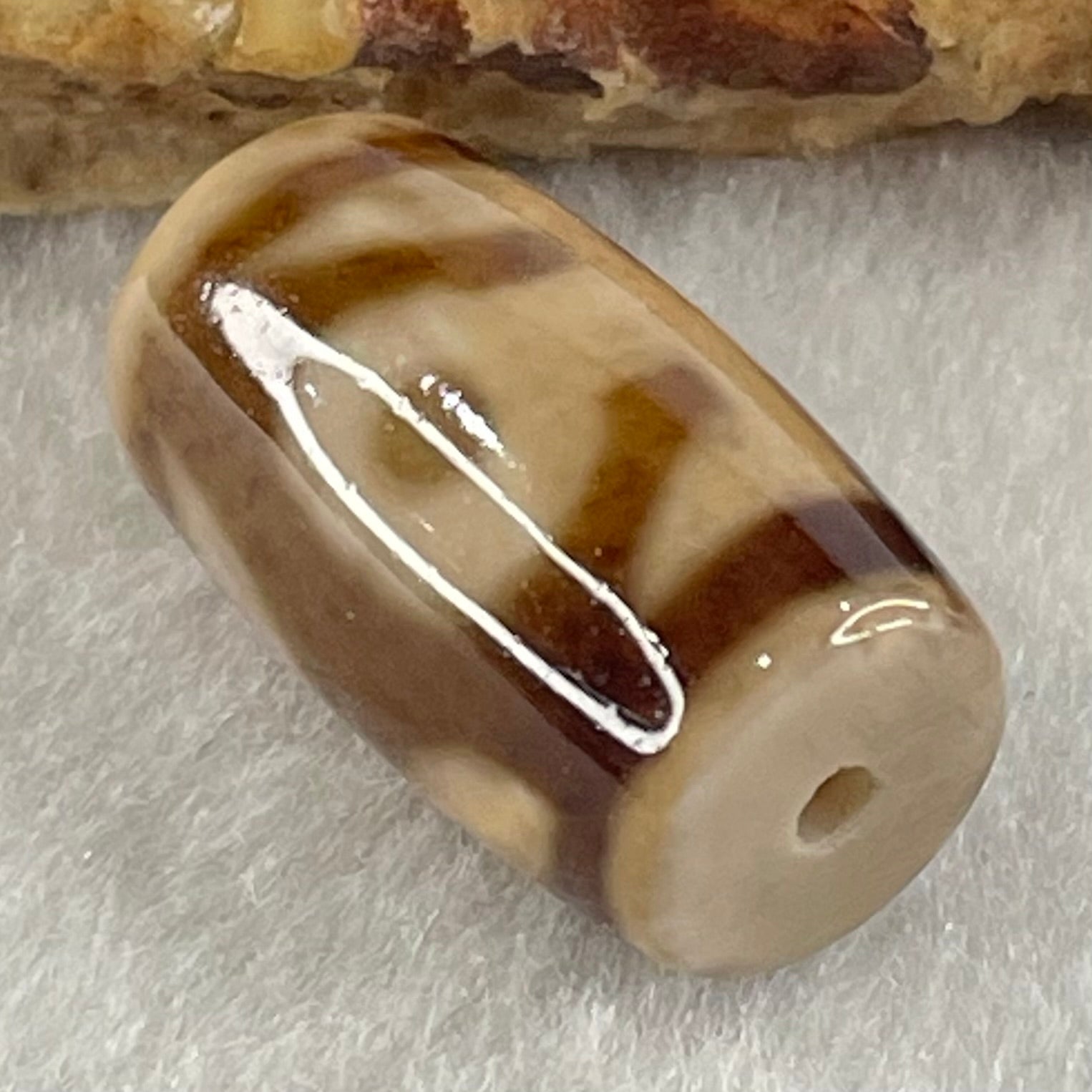 Natural Powerful Tibetan Old Oily Agate Patina Guiren Tairen Human Dzi Bead Totem Amulet Heavenly Master (Tian Zhu) 贵人天诛 4.68g 19.9 by 11.6mm - Huangs Jadeite and Jewelry Pte Ltd