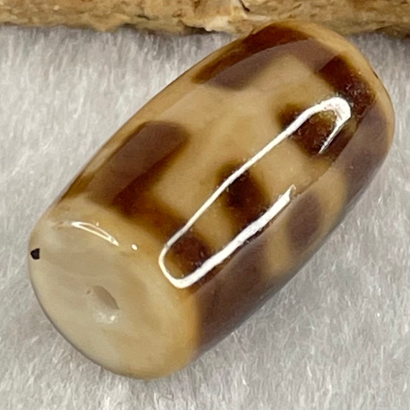 Natural Powerful Tibetan Old Oily Agate Patina Guiren Tairen Human Dzi Bead Totem Amulet Heavenly Master (Tian Zhu) 贵人天诛 4.85g 20.0 by 11.8mm - Huangs Jadeite and Jewelry Pte Ltd