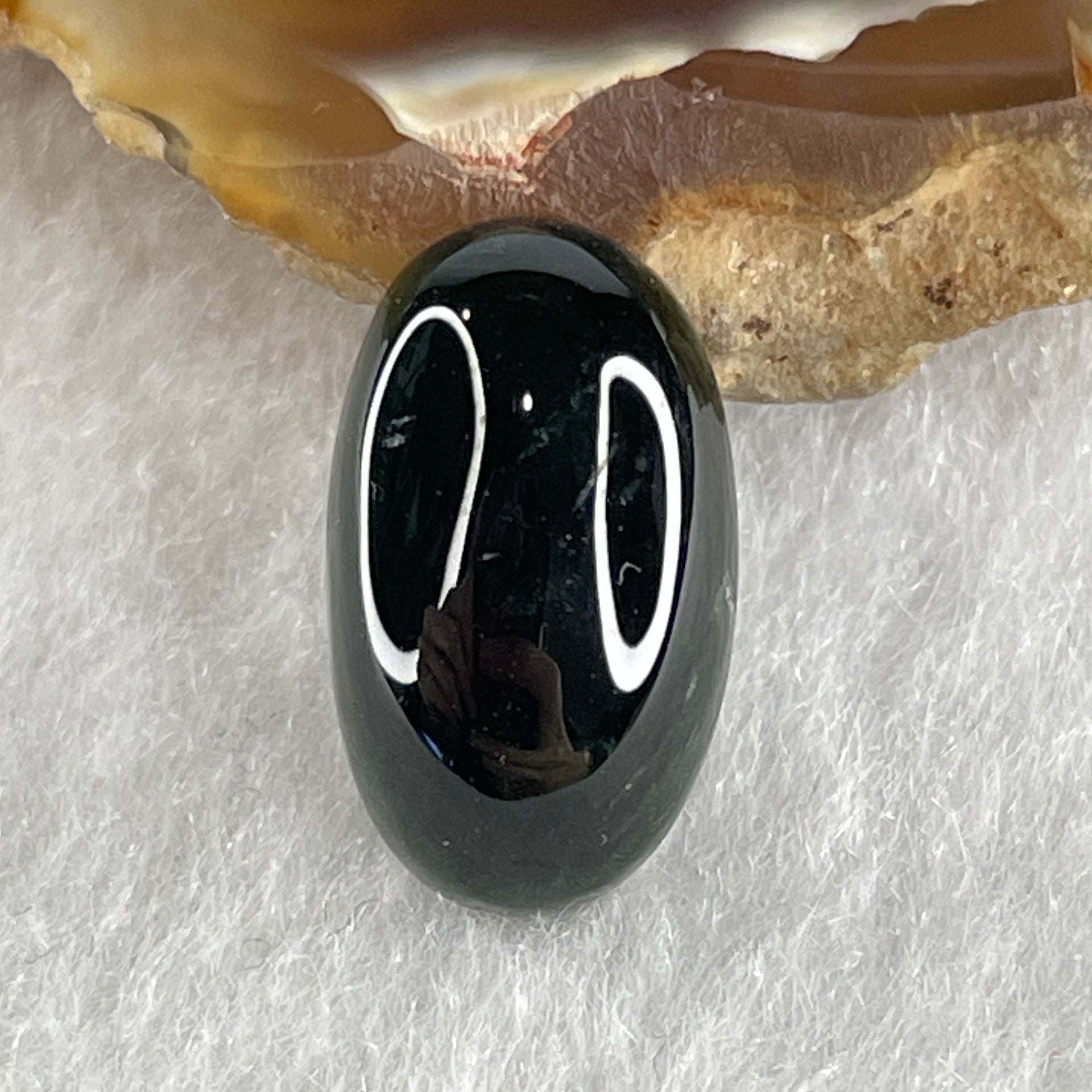Type A Translucent Black Omphacite Jadeite Round Cabouchon Stone For Setting 1.27g 15.1 by 8.9 by 4.7mm - Huangs Jadeite and Jewelry Pte Ltd