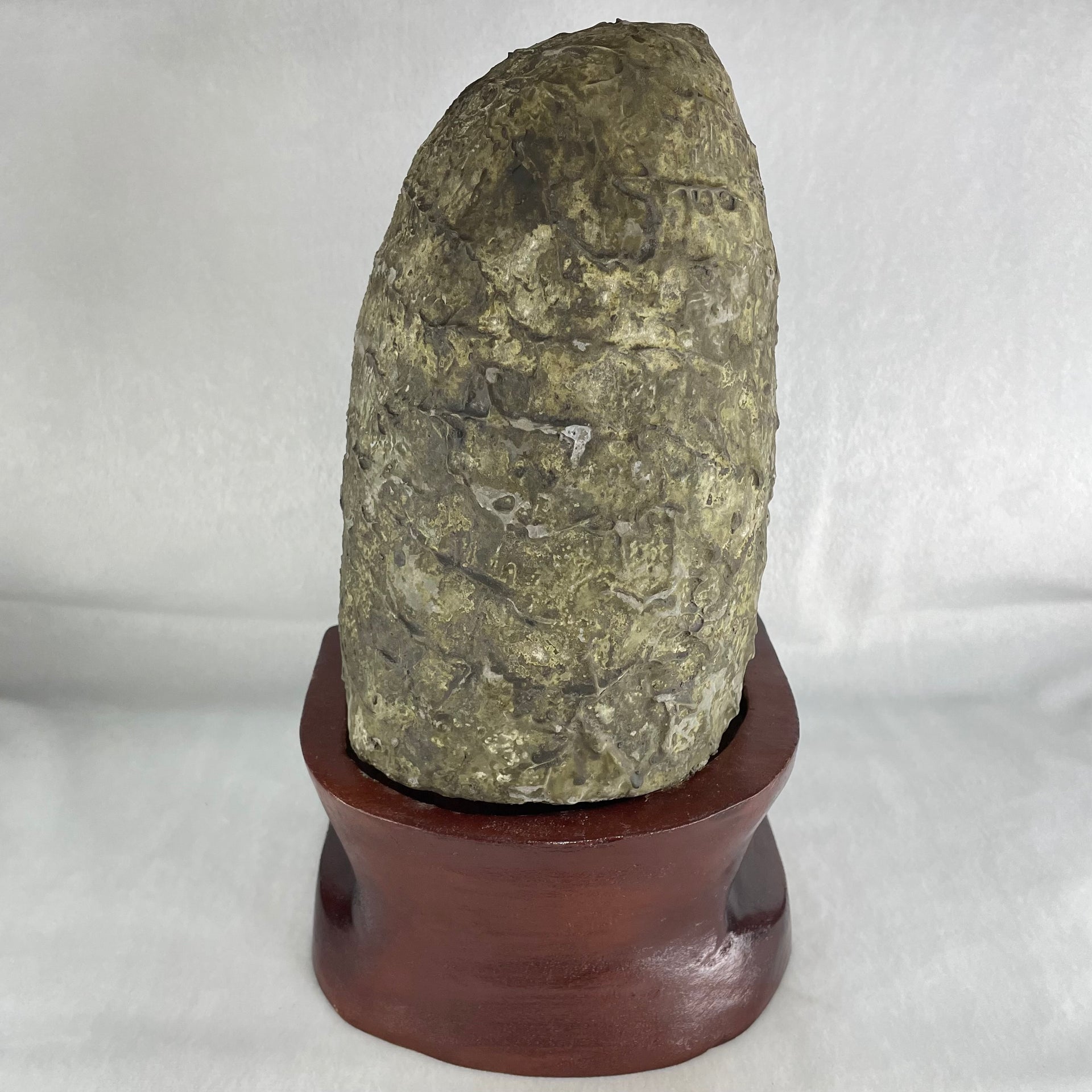 Natural Amethyst Cave with Wooden Stand 3,899.5g 142.8 by 151.0 by 245.0mm - Huangs Jadeite and Jewelry Pte Ltd