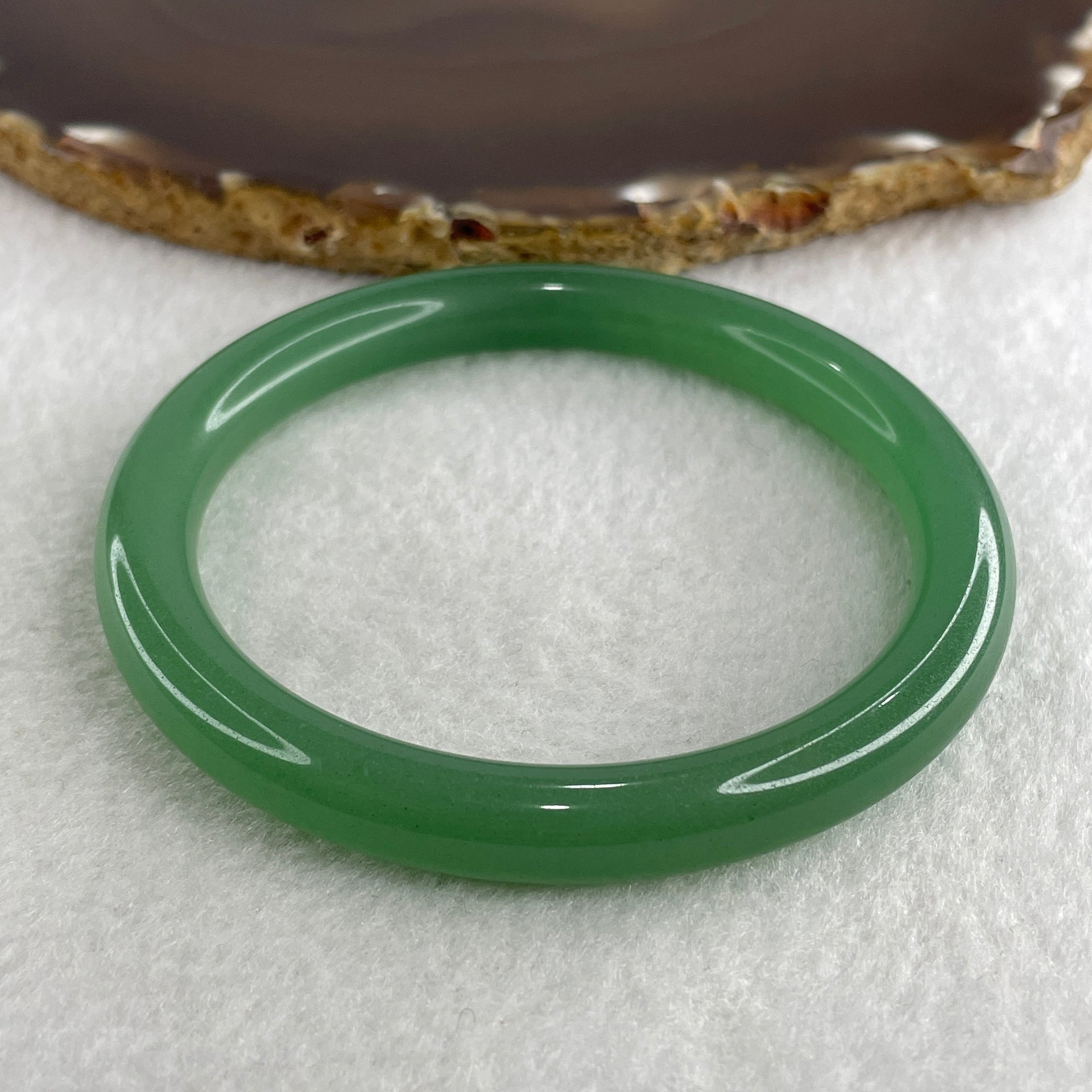 Natural Green Agate Chalcedony Bangle 33.60g Inner Diameter 60.7mm 8.9 by 9.0mm (Perfect) - Huangs Jadeite and Jewelry Pte Ltd