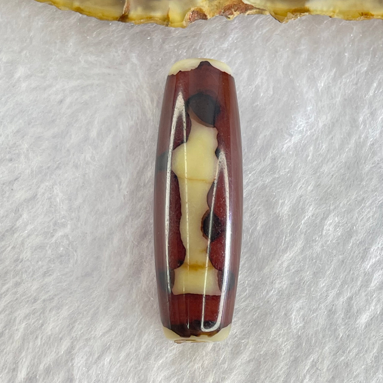 Natural Powerful Tibetan Old Oily Agate Guan Yin Dzi Bead Heavenly Master (Tian Zhu) 观音天珠 8.78g 38.0 by 12.1mm - Huangs Jadeite and Jewelry Pte Ltd