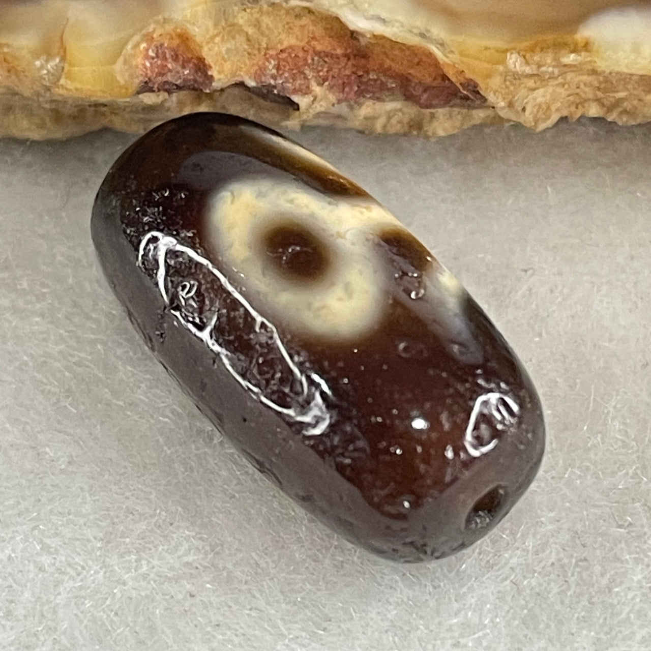Natural Powerful Tibetan Old Oily Red White Agate Patina Guiren Tairen Human Benefactor Dzi Bead Heavenly Master (Tian Zhu) 贵人天珠 2.96g 19.4 by 10.2mm - Huangs Jadeite and Jewelry Pte Ltd